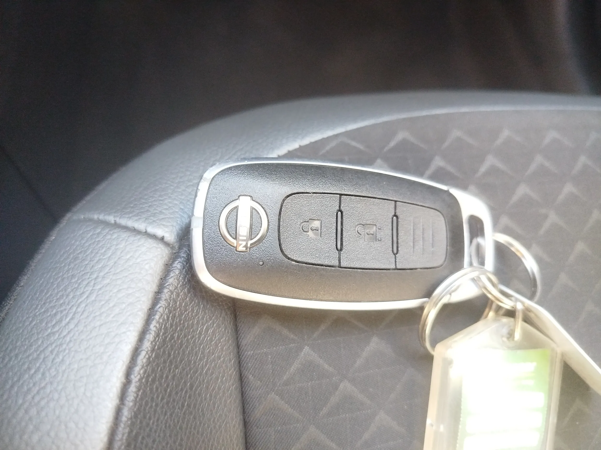 Nissan Juke DIG-T N-Connecta - foto 19