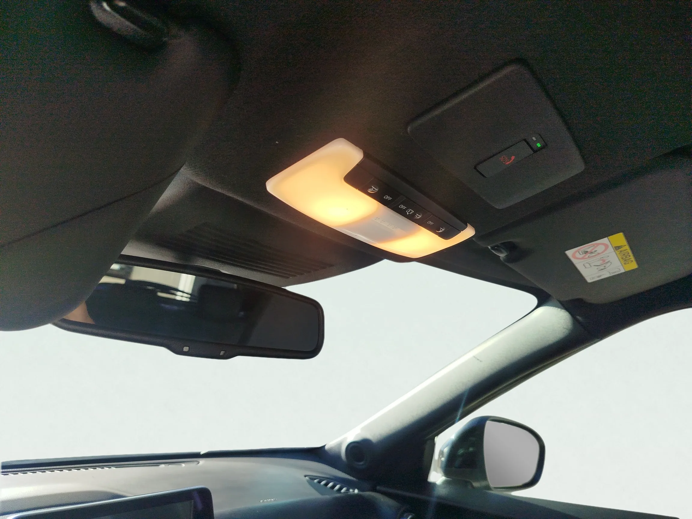 Nissan Juke DIG-T N-Connecta - foto 25
