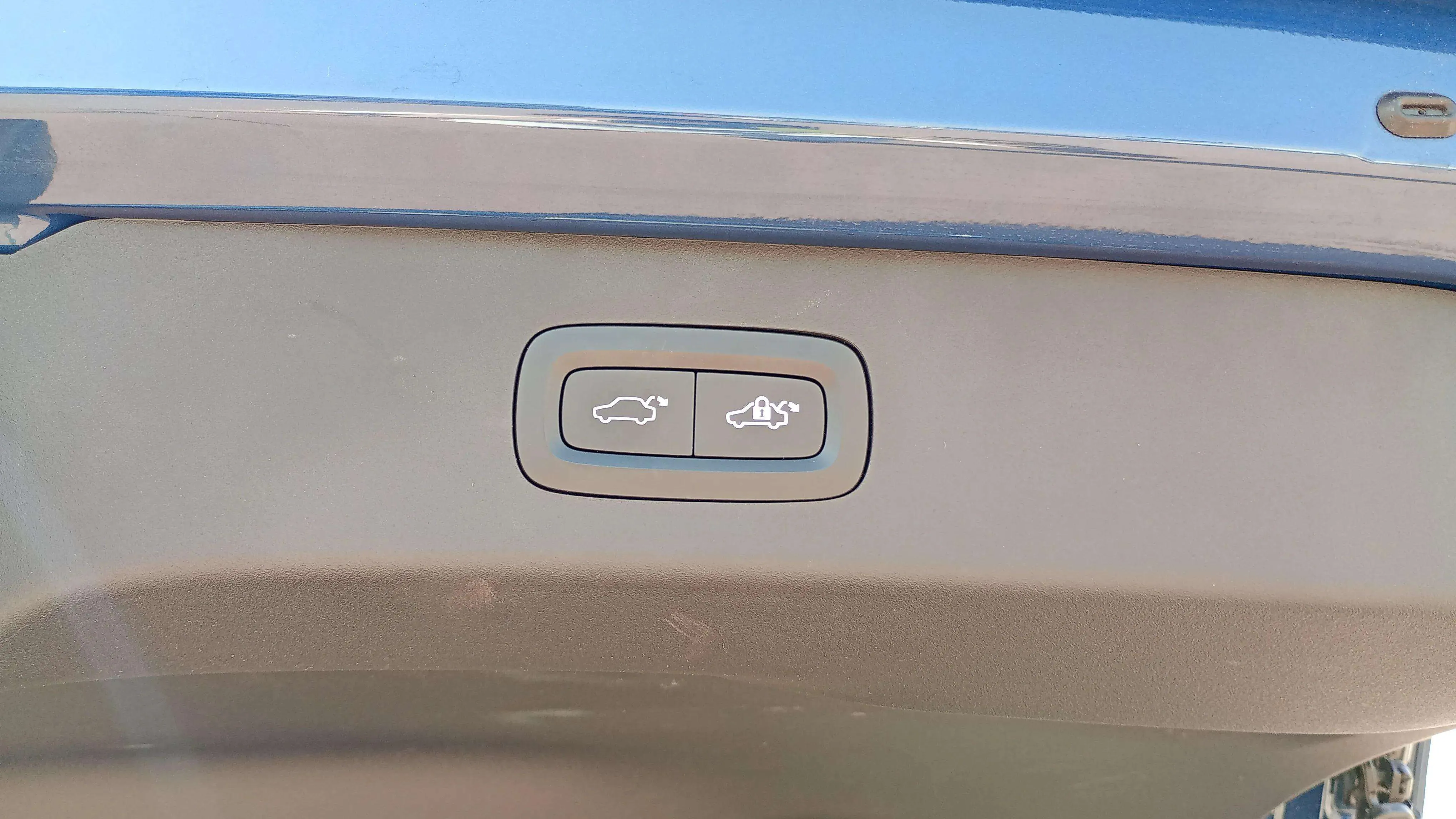 Lynk & Co 01 1.5 PHEV - foto 26