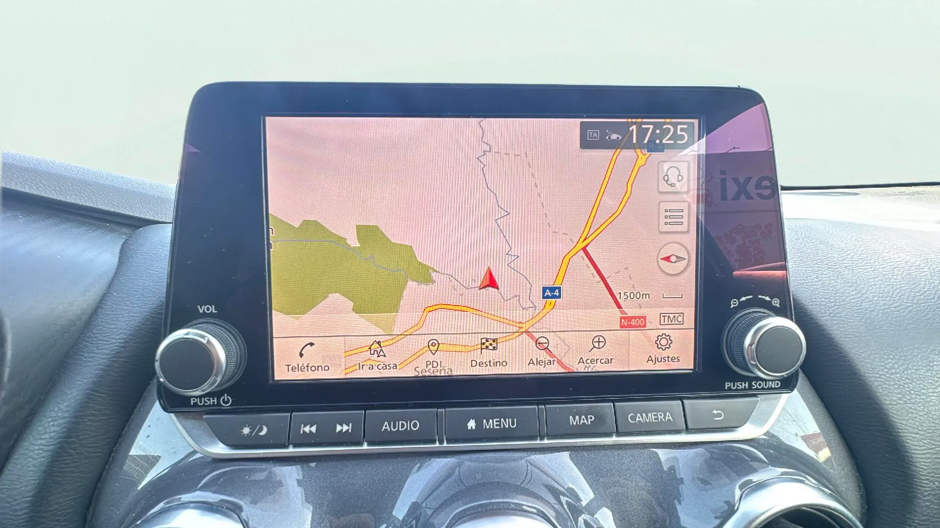 Nissan Juke DIG-T N-Connecta - foto 21