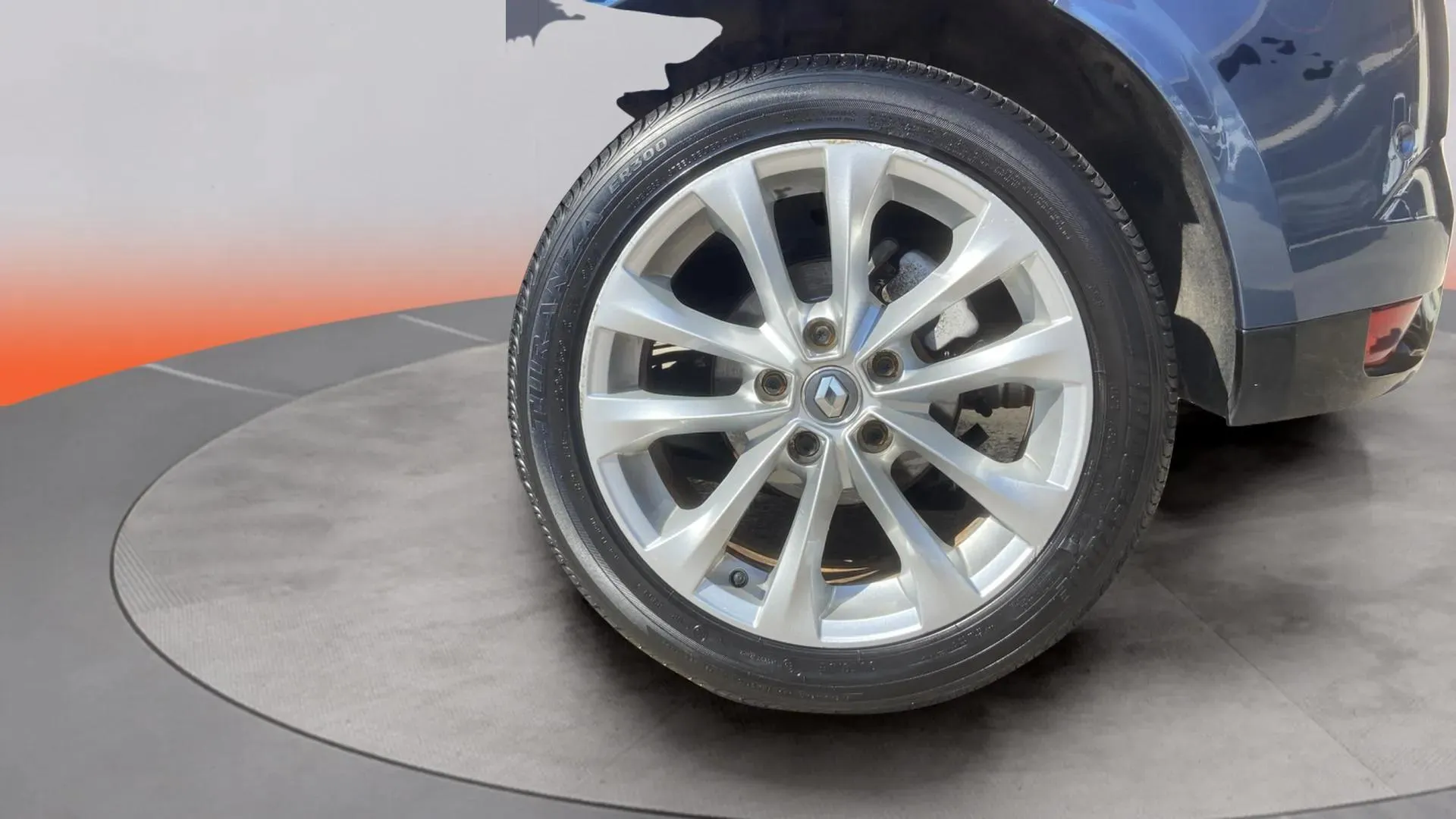 Renault Mégane Zen Energy TCe llanta 18" - foto 4