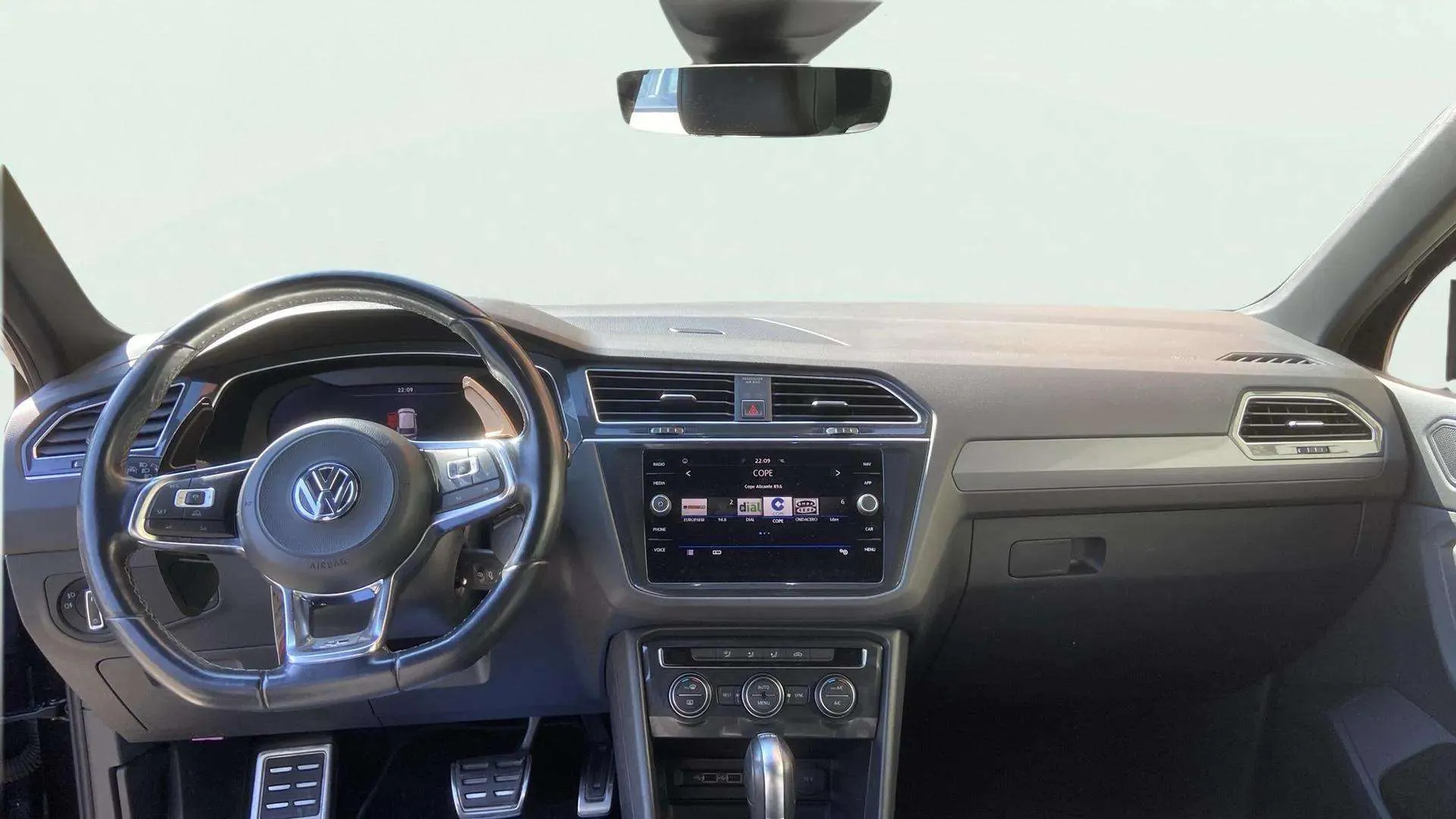Volkswagen Tiguan Sport 2.0 TDI DSG - foto 16