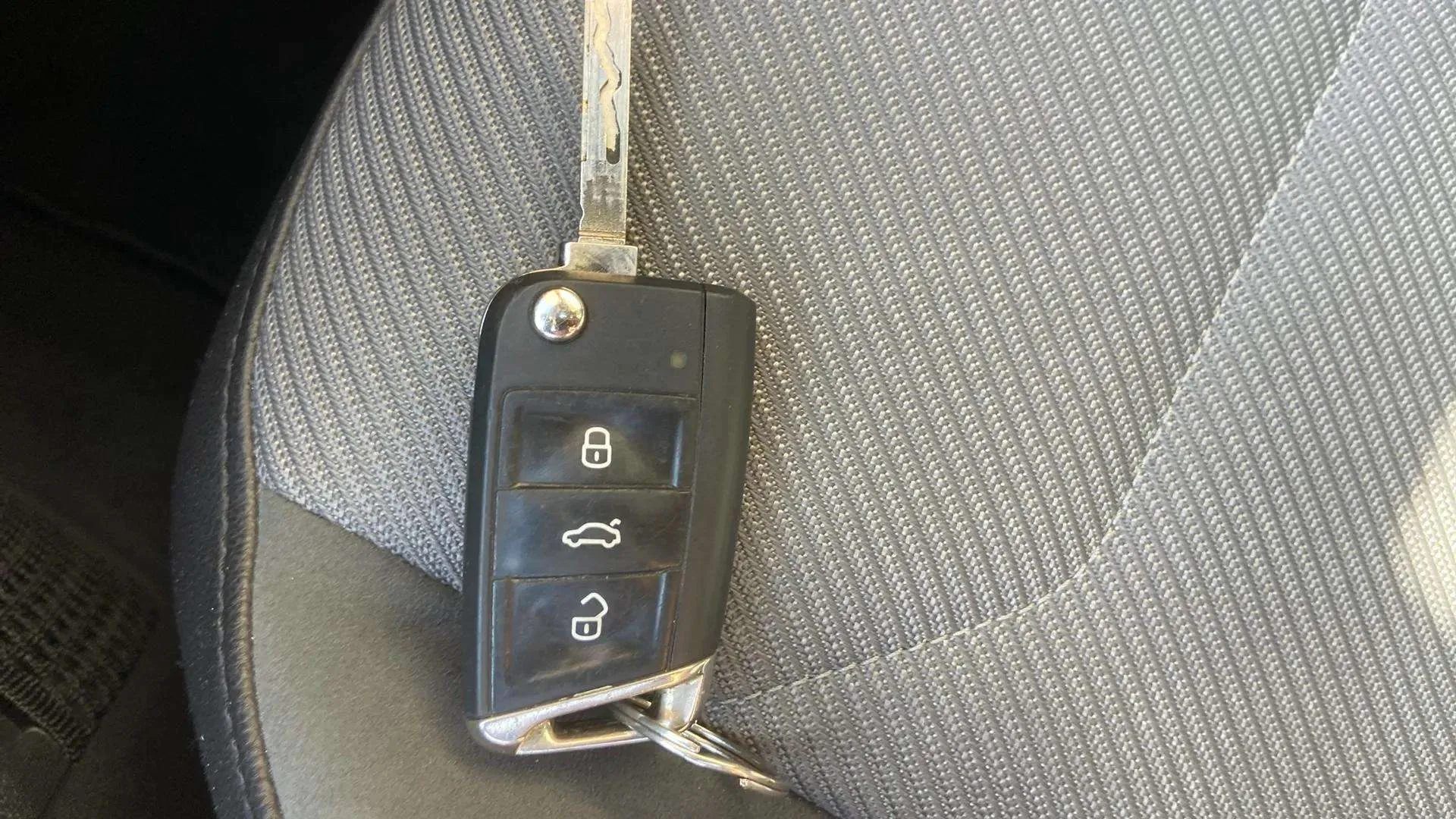 Volkswagen Tiguan Sport 2.0 TDI DSG - foto 21