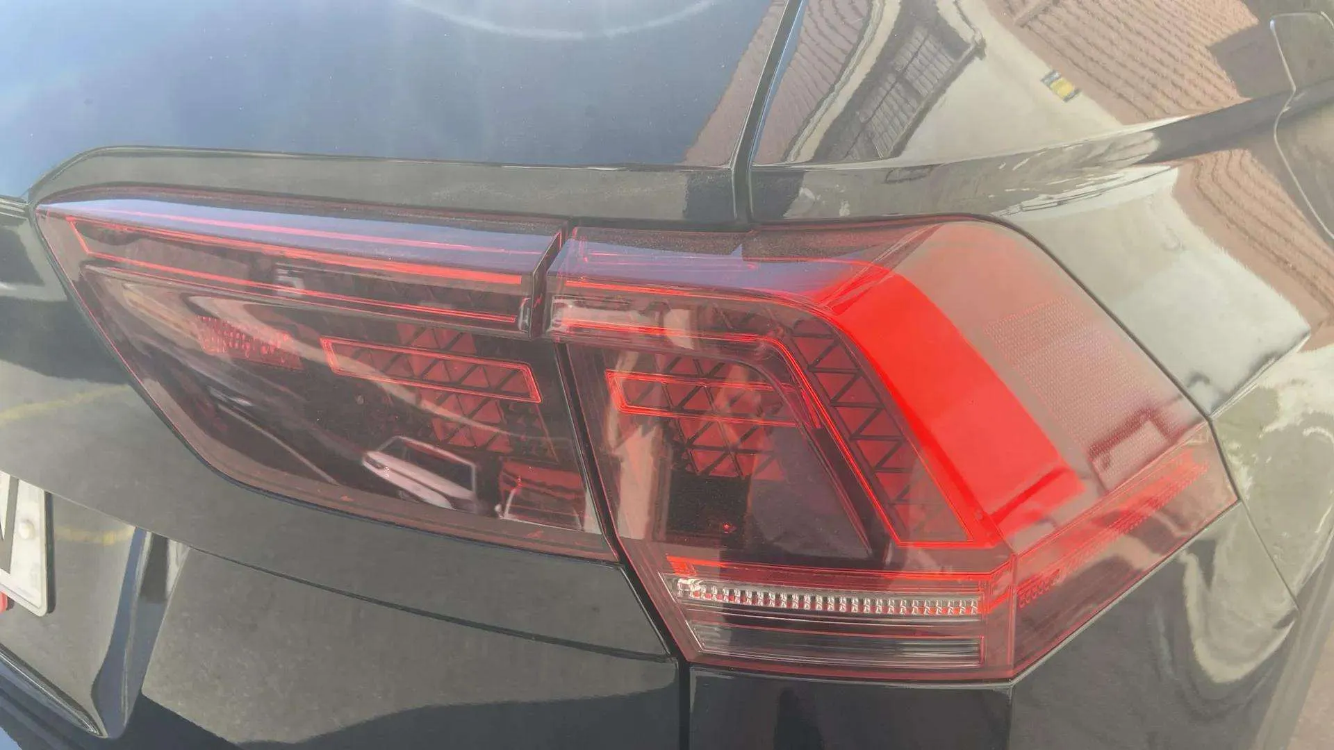 Volkswagen Tiguan Sport 2.0 TDI DSG - foto 12