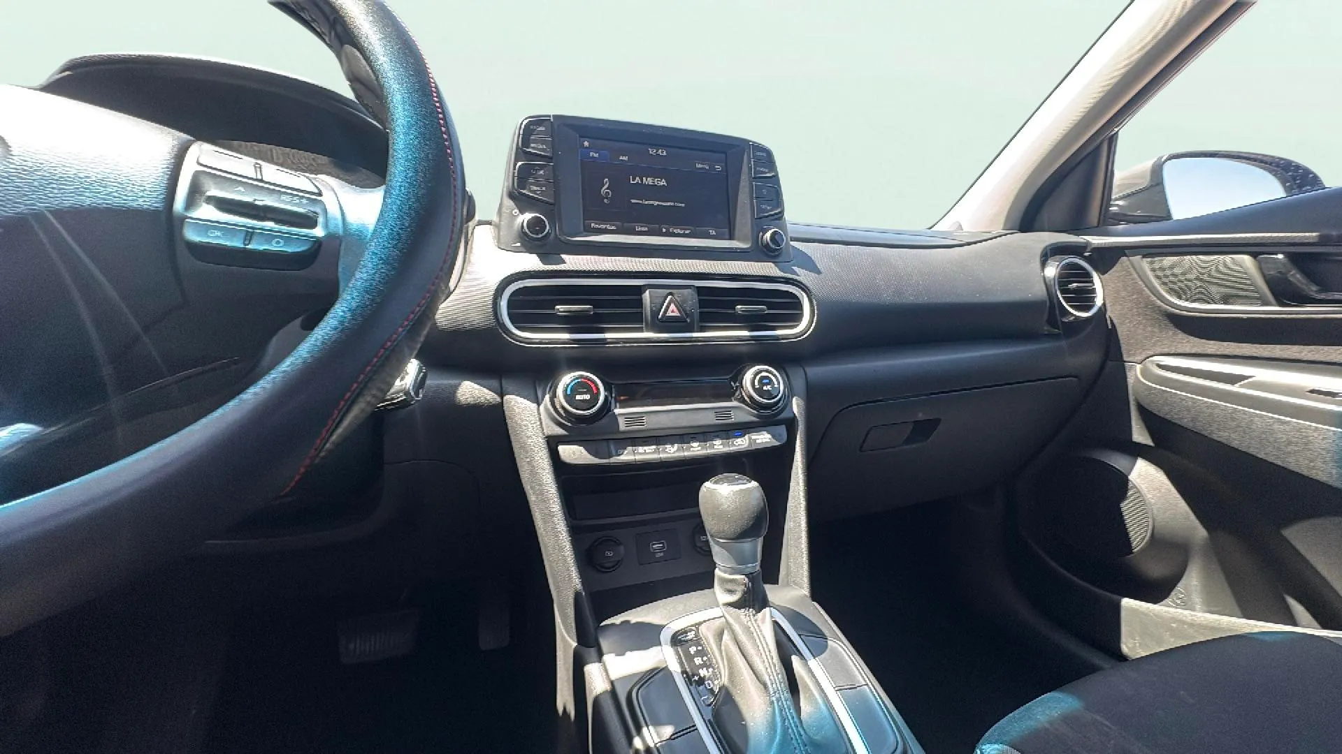 Hyundai Kona 1.6 GDI HEV Klass DCT - foto 6