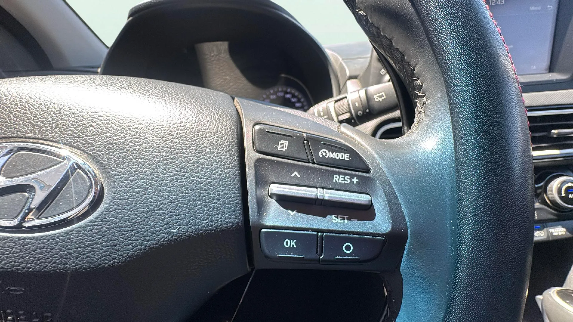 Hyundai Kona 1.6 GDI HEV Klass DCT - foto 8