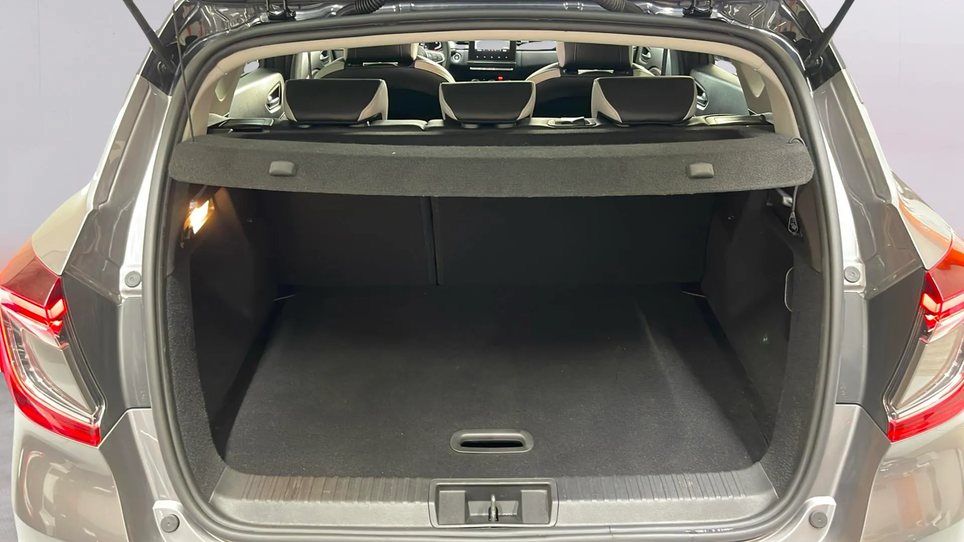 Renault Captur techno TCe - foto 21