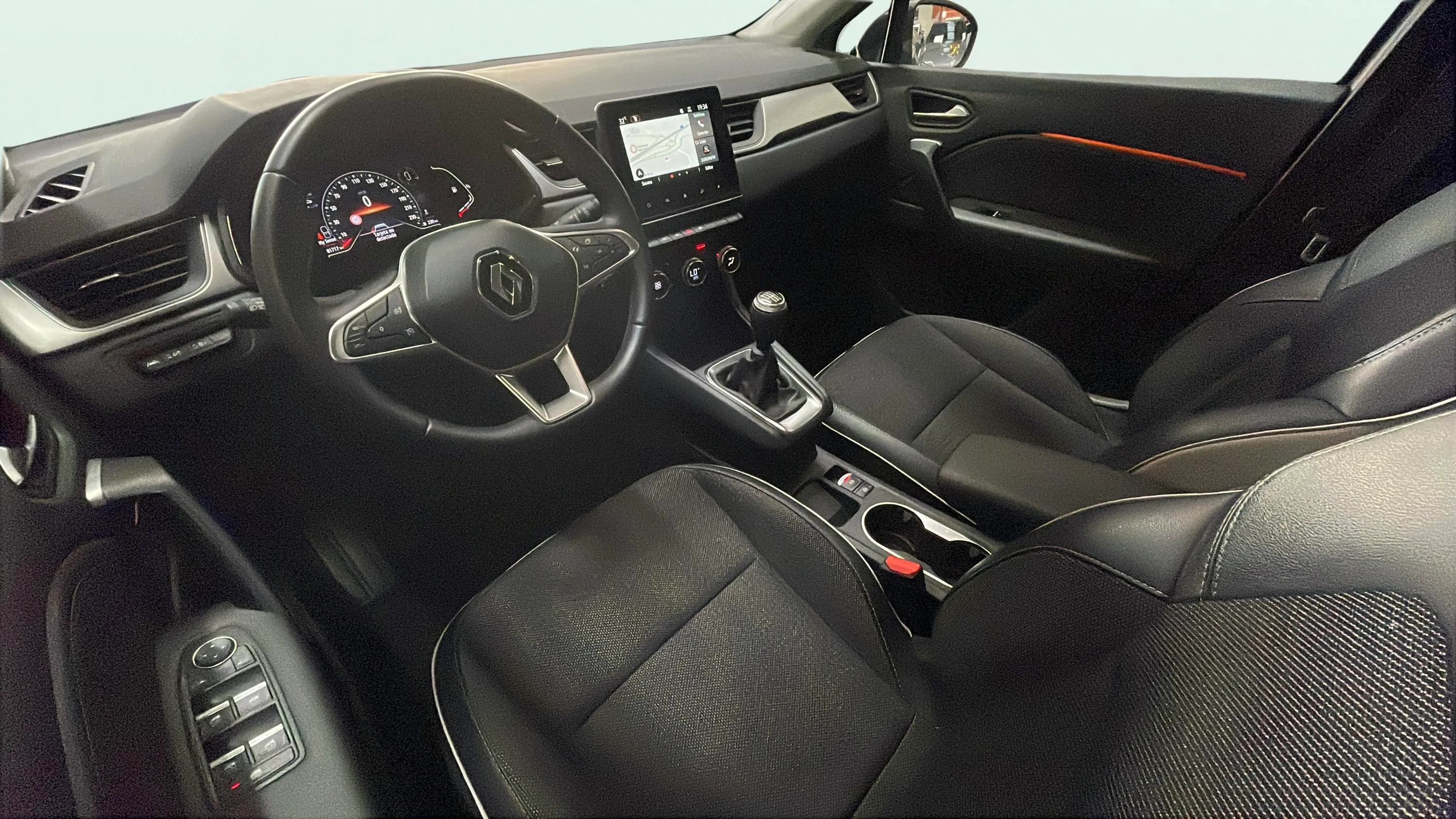 Renault Captur techno TCe - foto 15