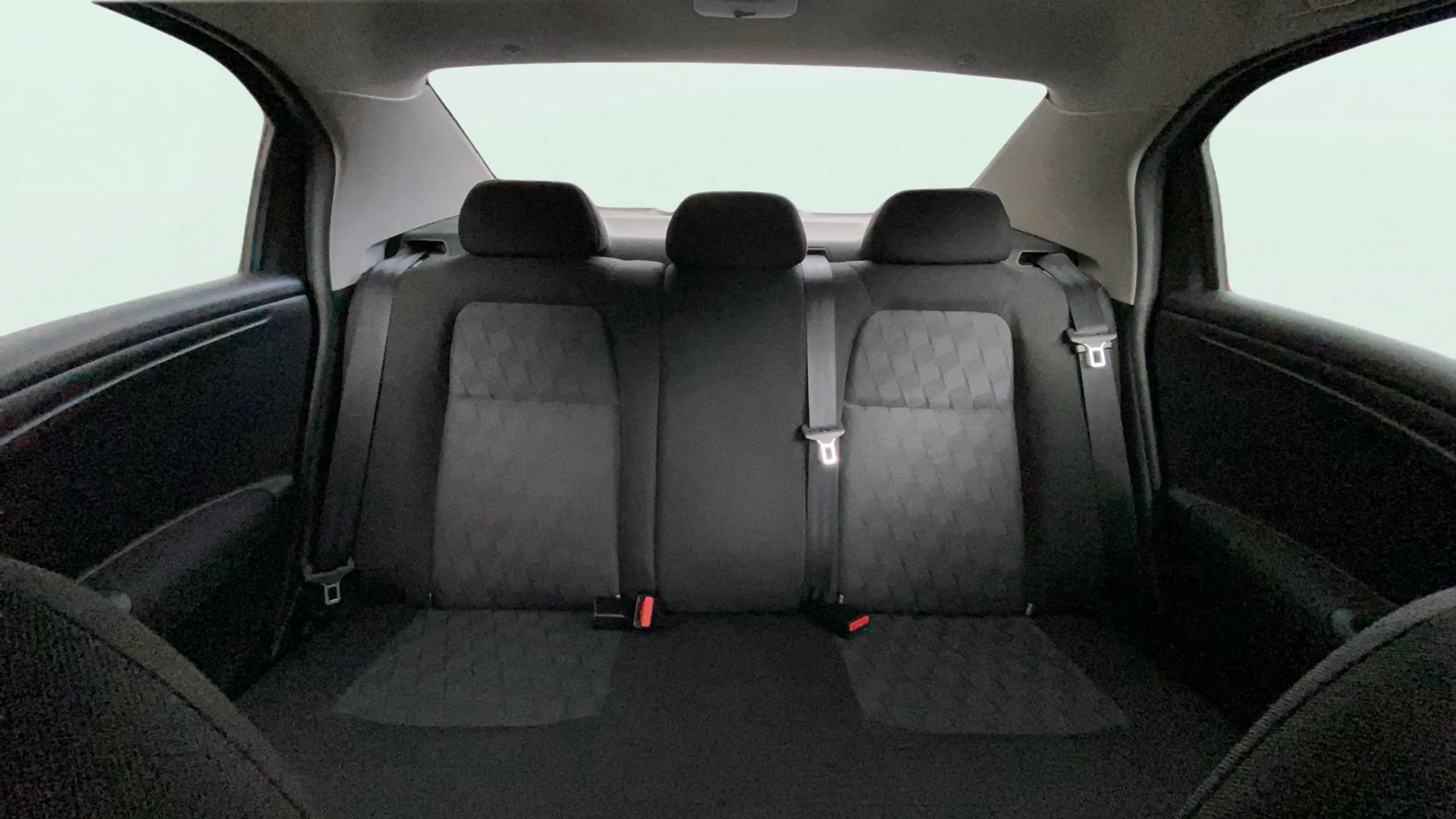 Citroën C-Elysée BlueHDi Shine - foto 21