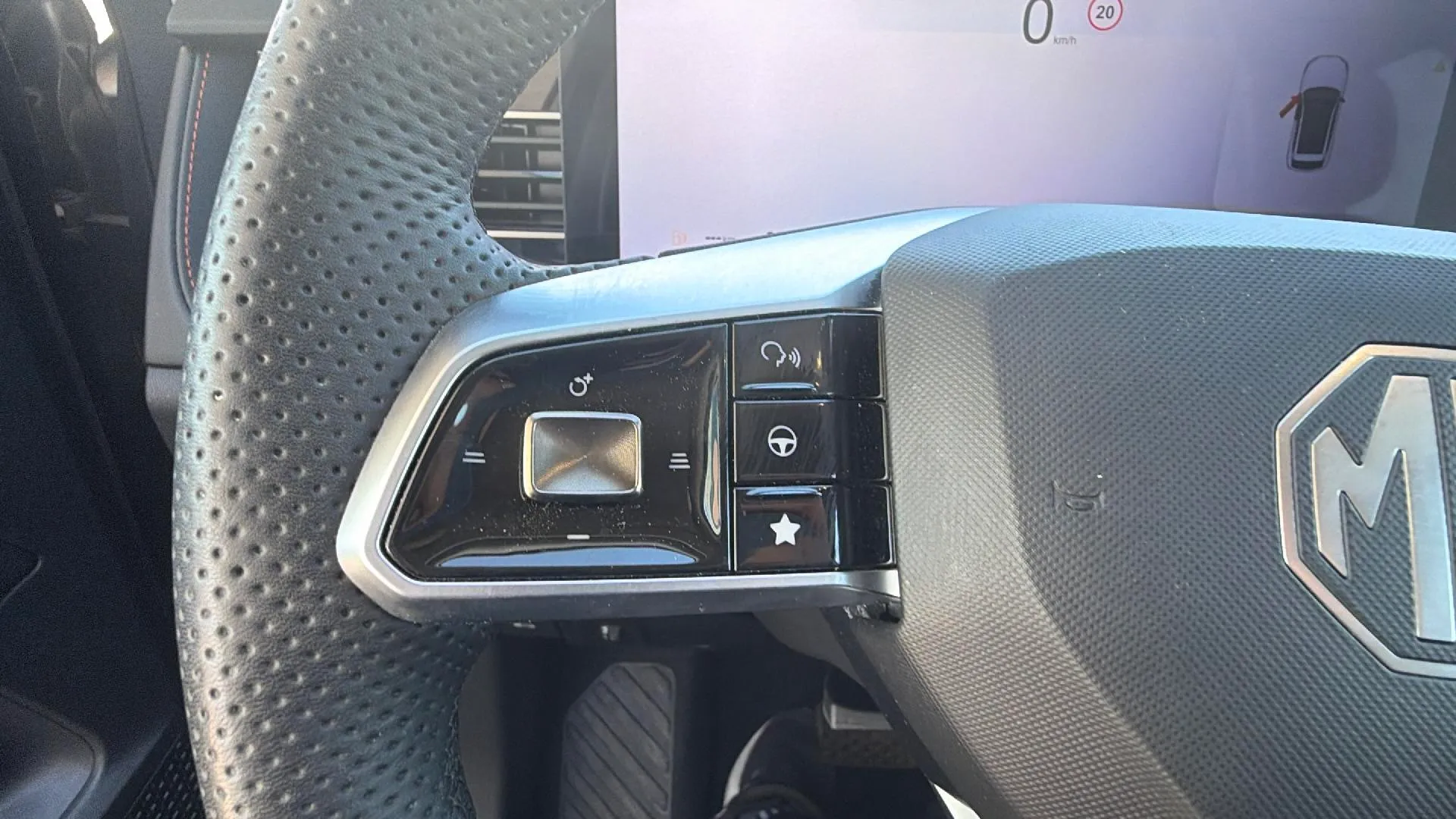 MG HS 1.5 Turbo GDI Comfort DCT - foto 15