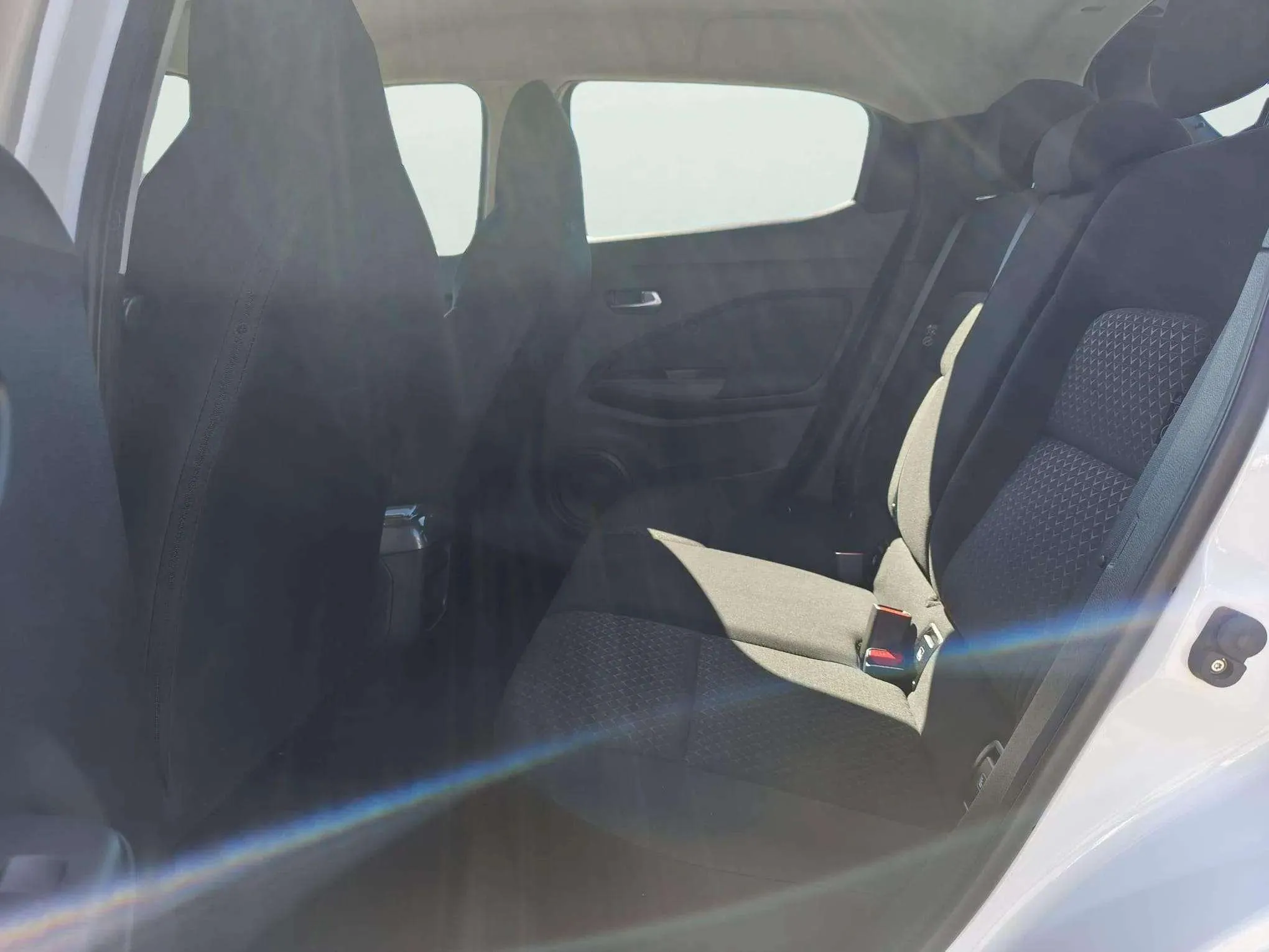 Nissan Juke DIG-T 6M/T Acenta - foto 16