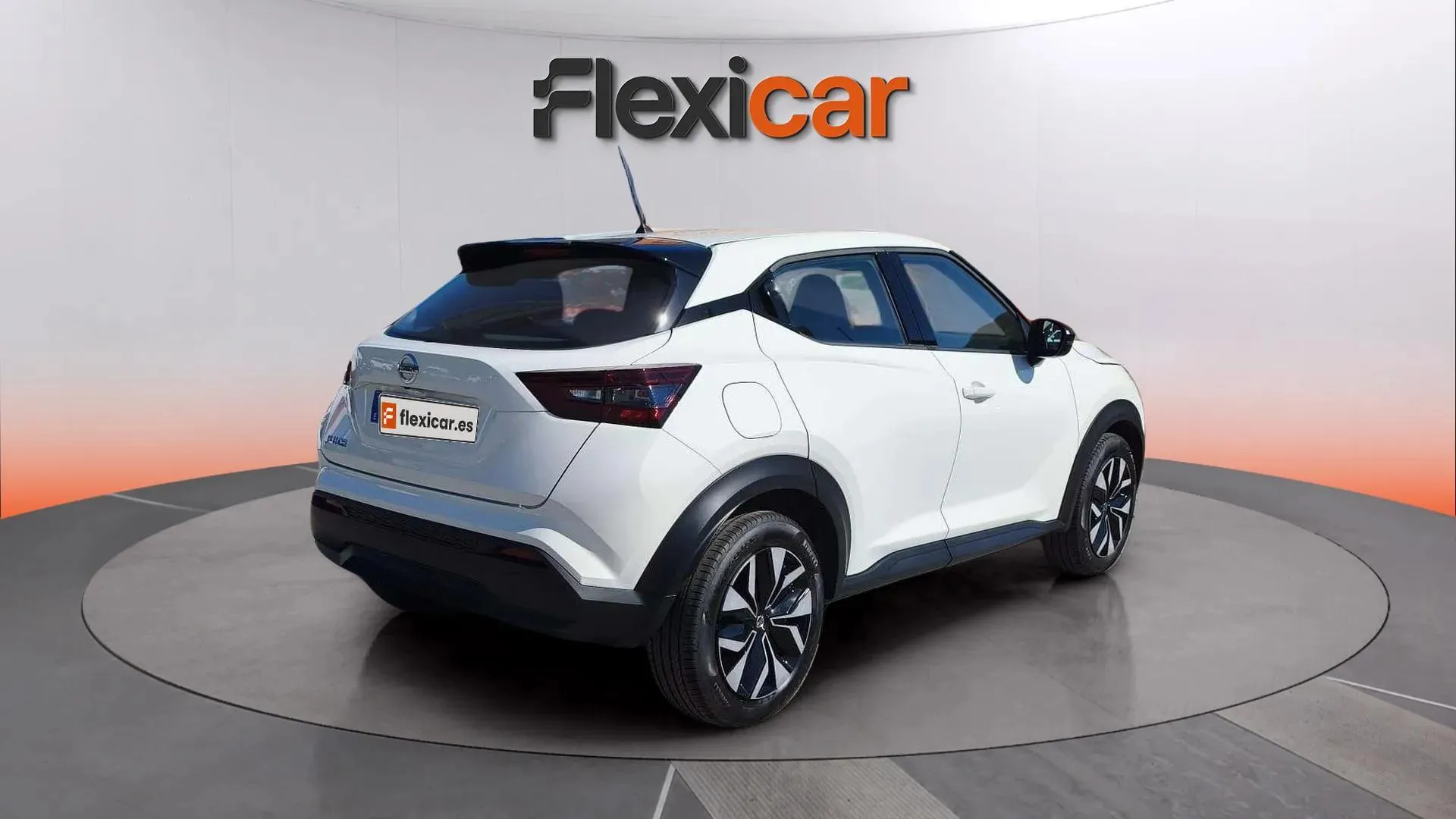 Nissan Juke DIG-T 6M/T Acenta - foto 9