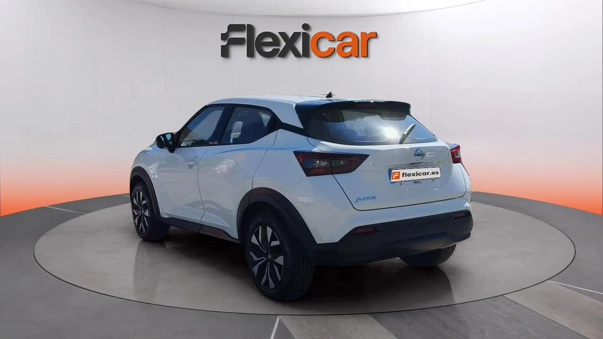 Nissan Juke DIG-T 6M/T Acenta - foto 5