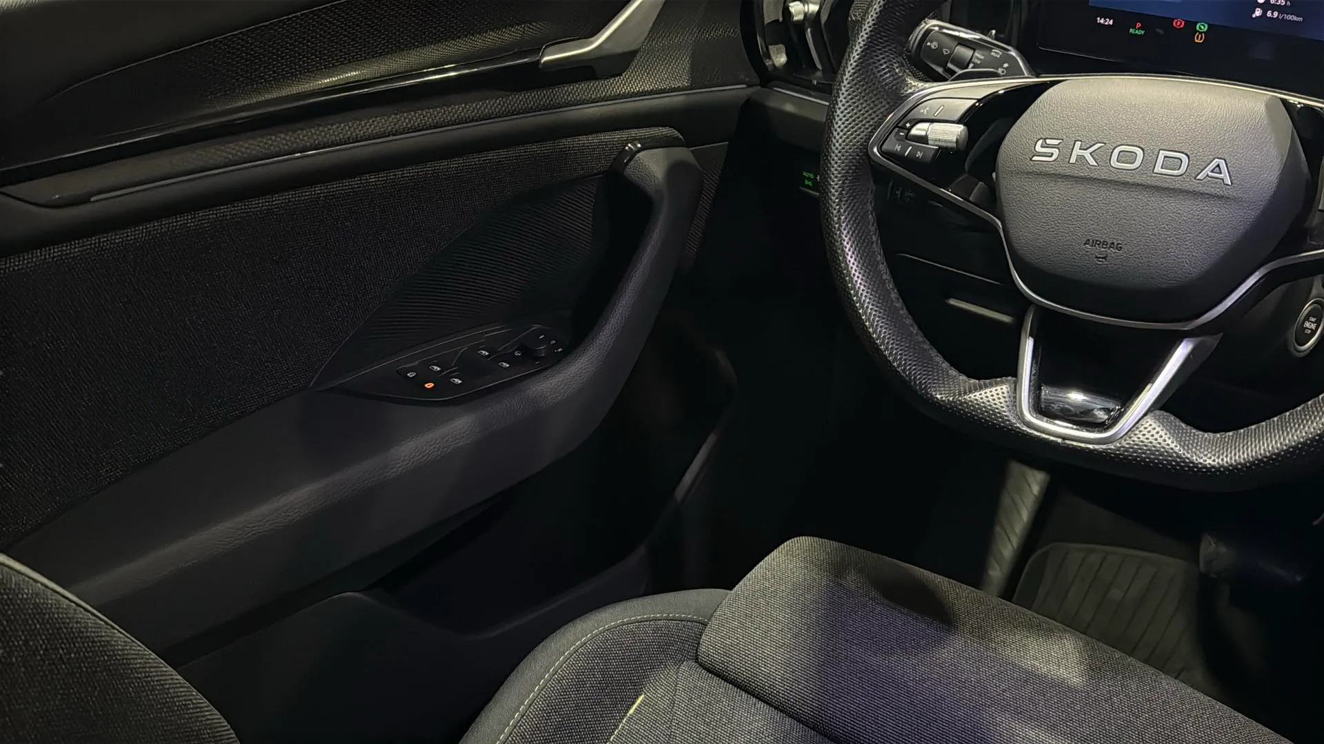 Škoda Kodiaq 1.5 TSI DSG m-HEV Selection - foto 12