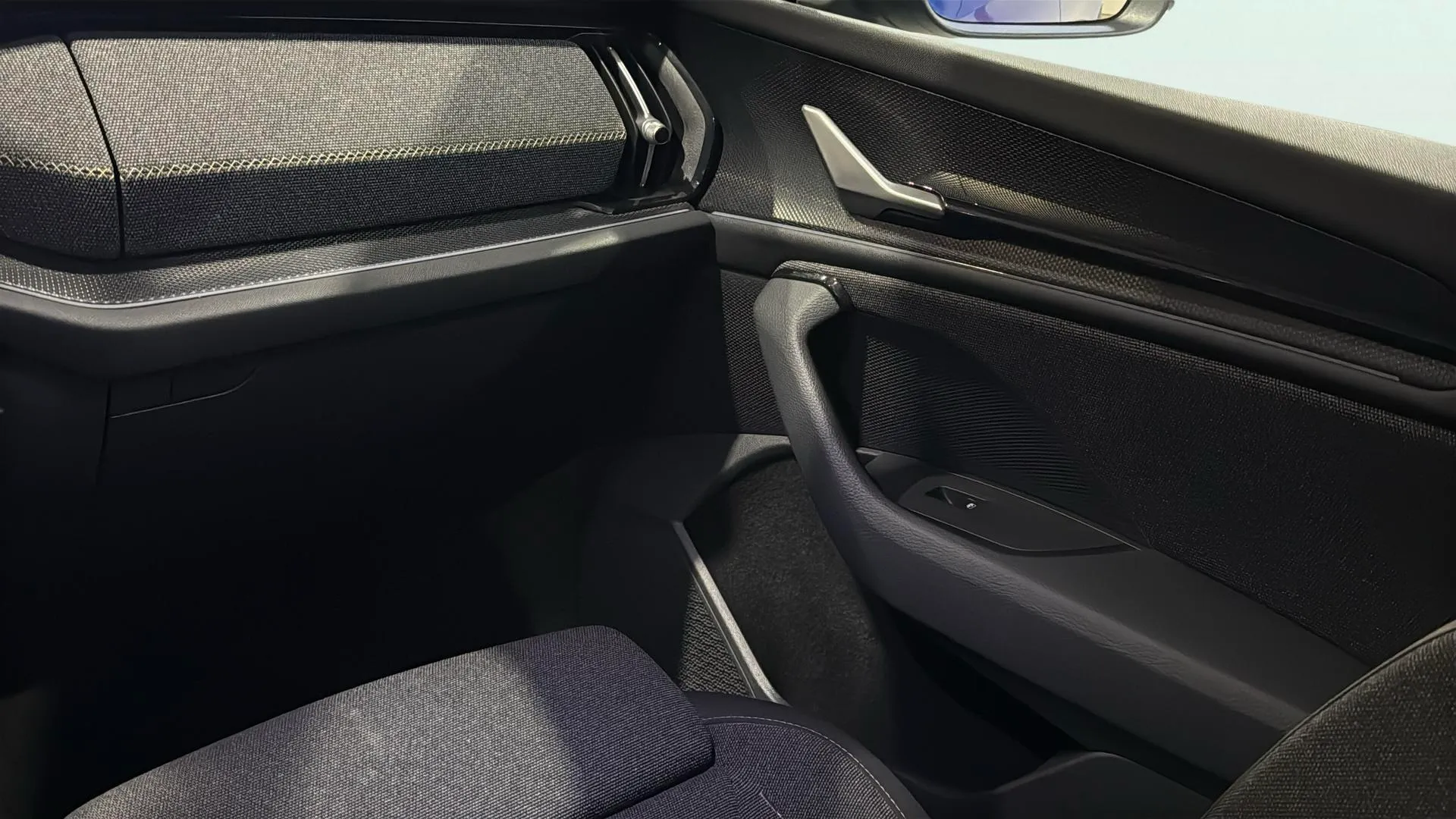 Škoda Kodiaq 1.5 TSI DSG m-HEV Selection - foto 26
