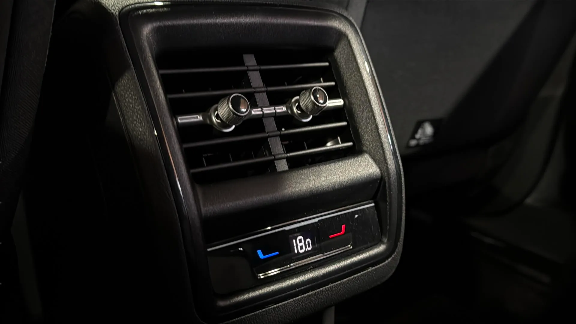 Škoda Kodiaq 1.5 TSI DSG m-HEV Selection - foto 24