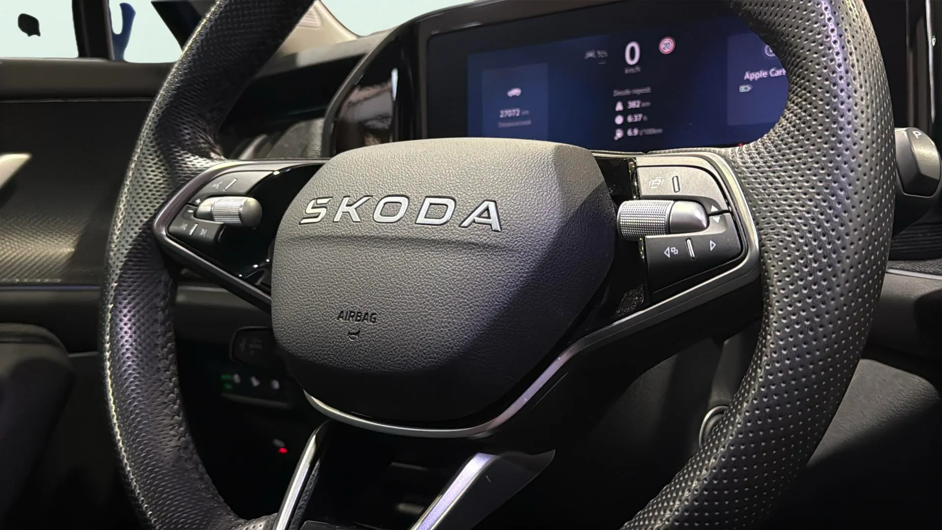 Škoda Kodiaq 1.5 TSI DSG m-HEV Selection - foto 15