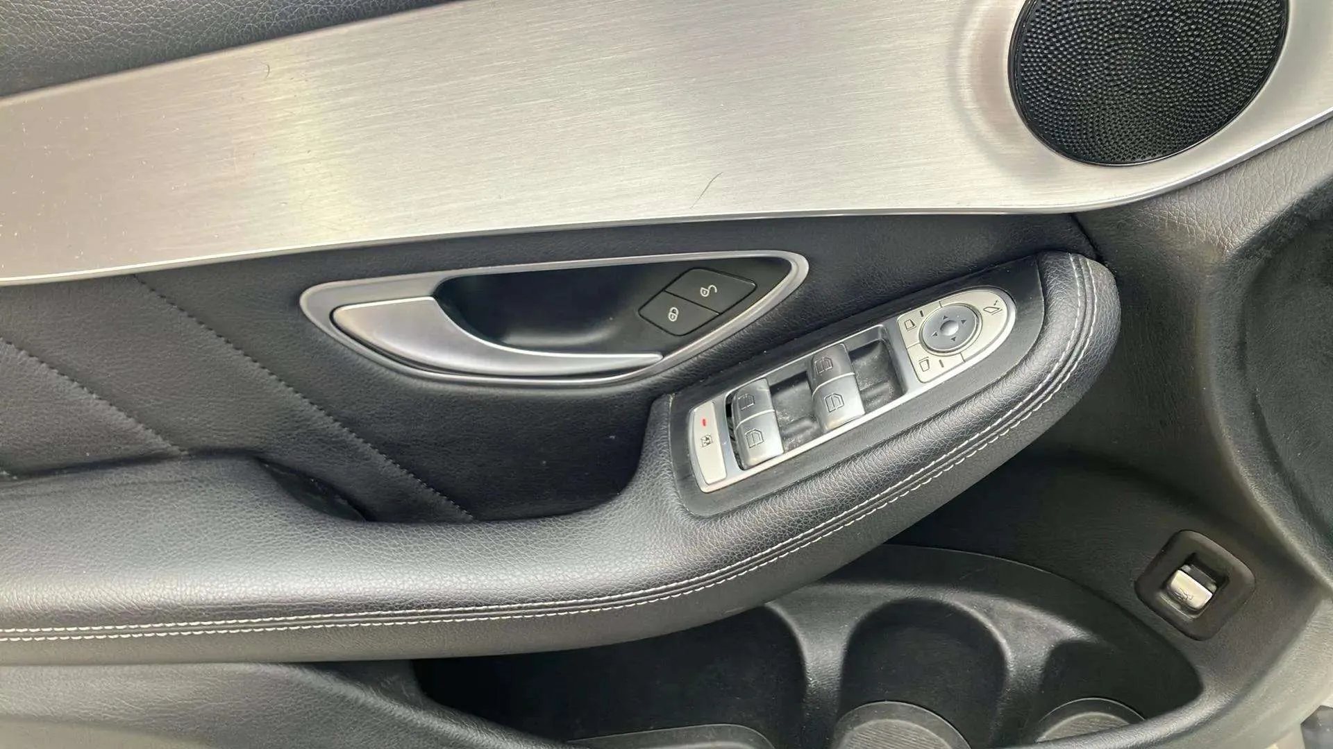 Mercedes-Benz GLC 220 d 4MATIC - foto 19