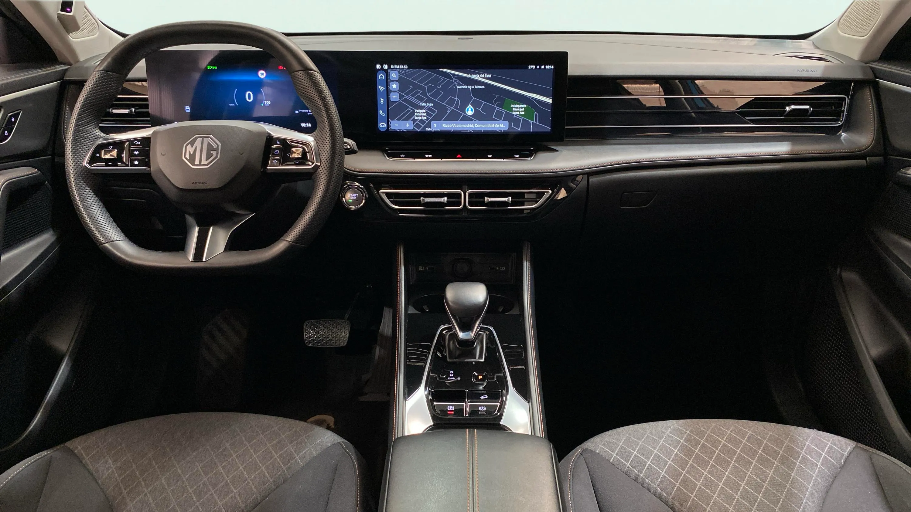 MG HS 1.5T Comfort DCT - foto 15
