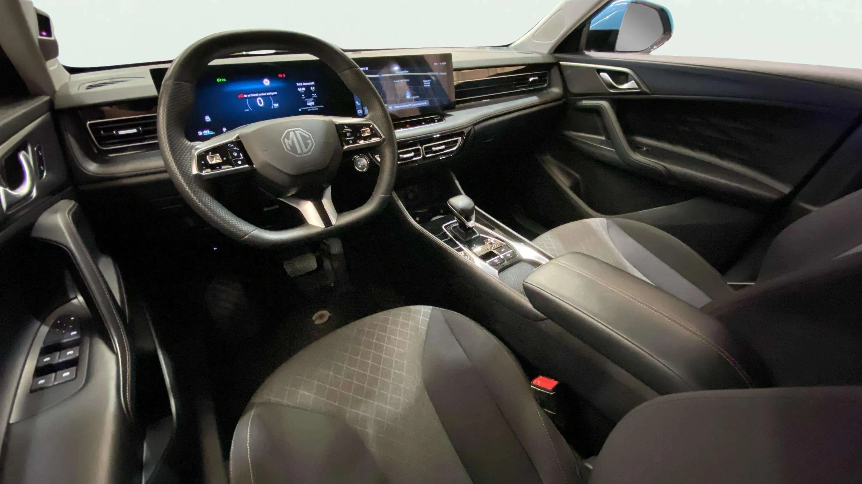 MG HS 1.5T Comfort DCT - foto 31