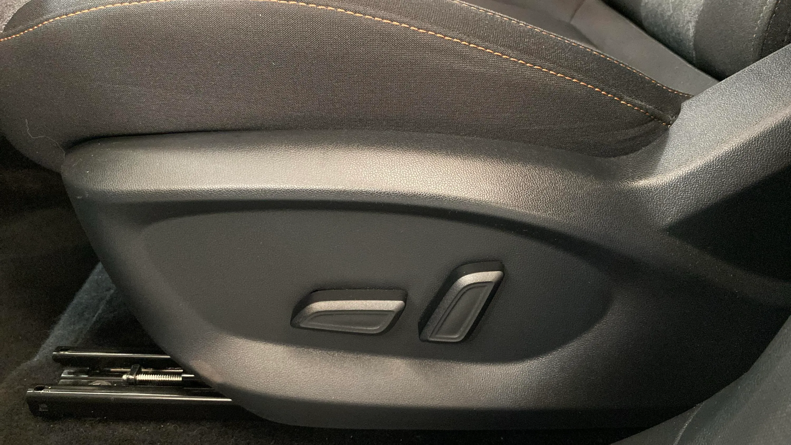 MG HS 1.5T Comfort DCT - foto 11