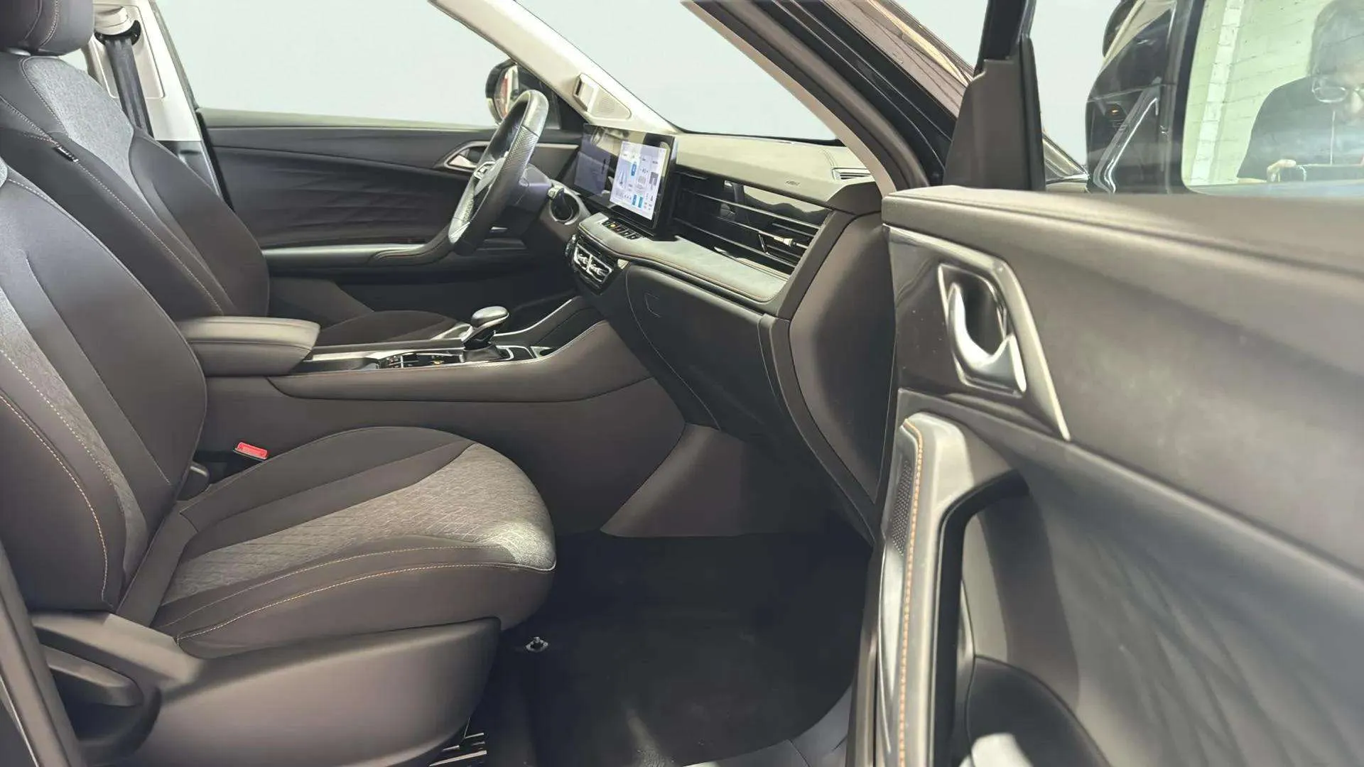 MG HS 1.5T Comfort DCT - foto 19