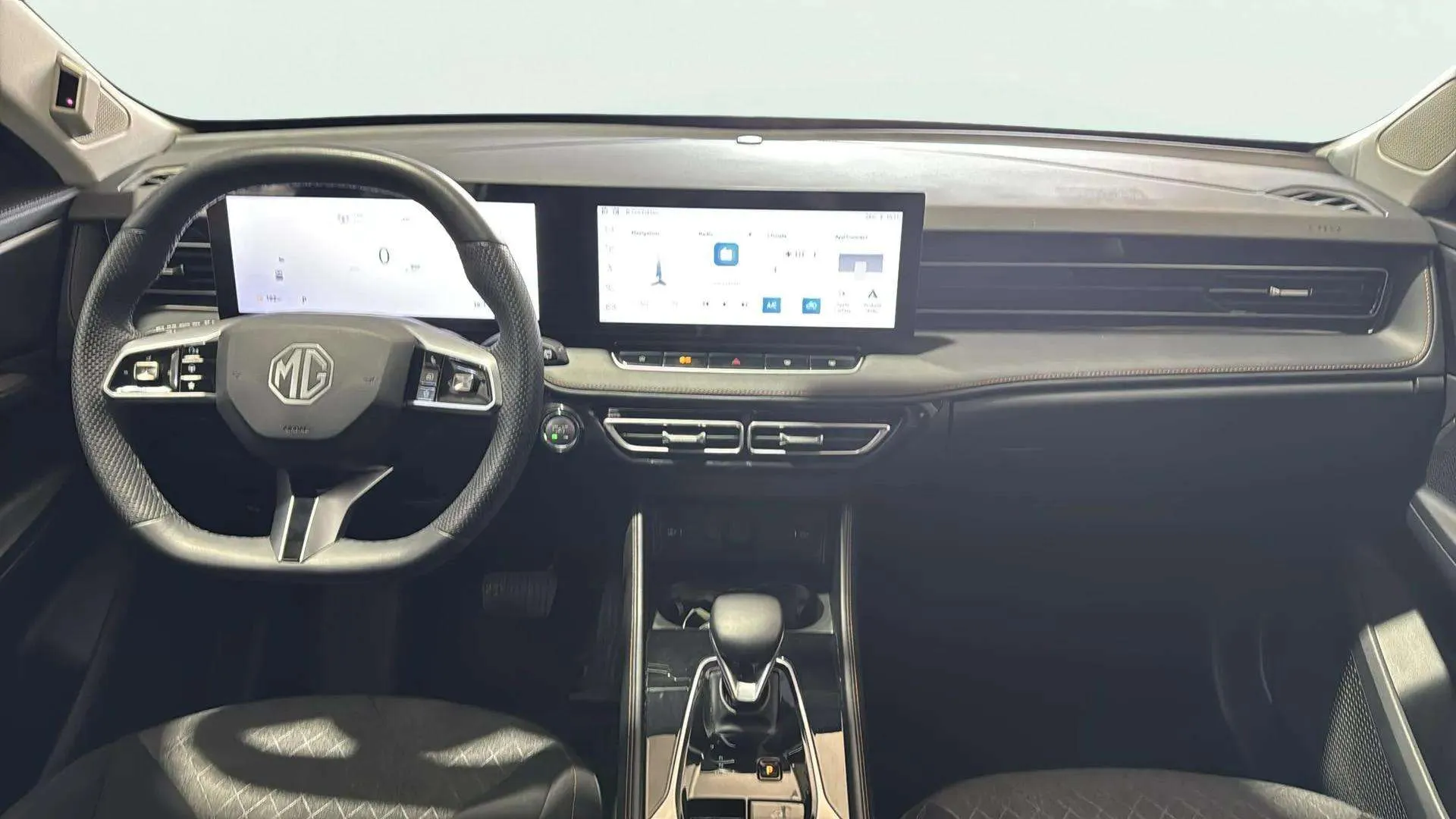 MG HS 1.5T Comfort DCT - foto 11