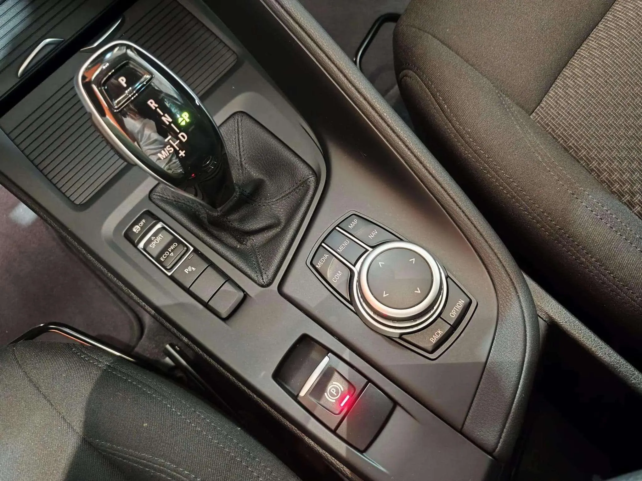 BMW X1 xDrive18dA - foto 22