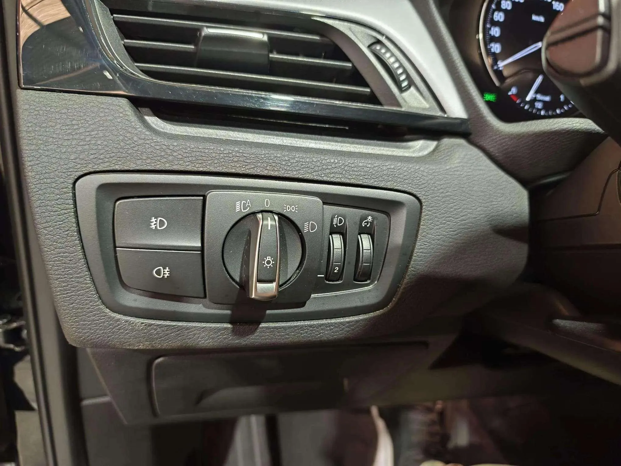 BMW X1 xDrive18dA - foto 19