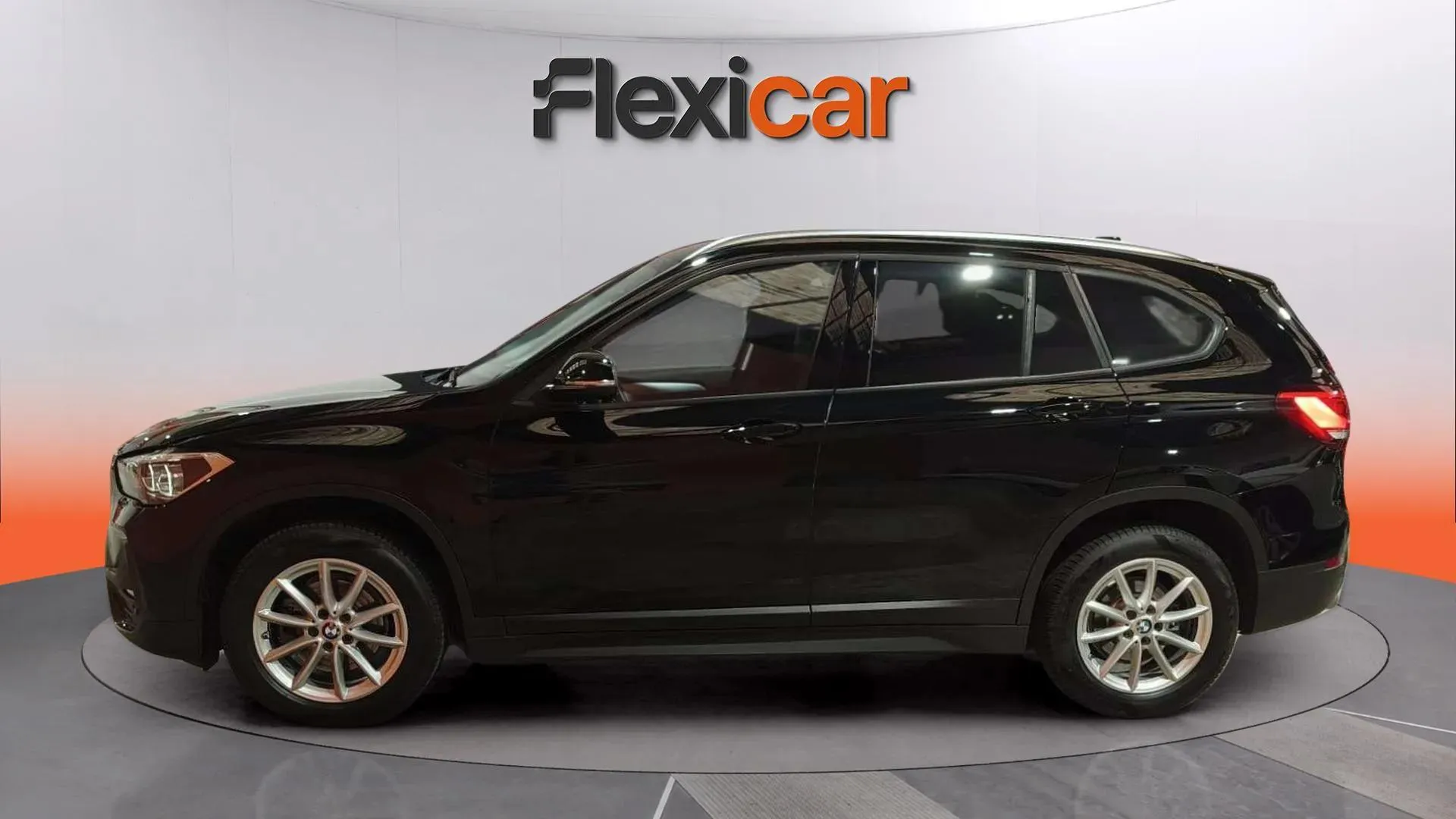 BMW X1 xDrive18dA - foto 4