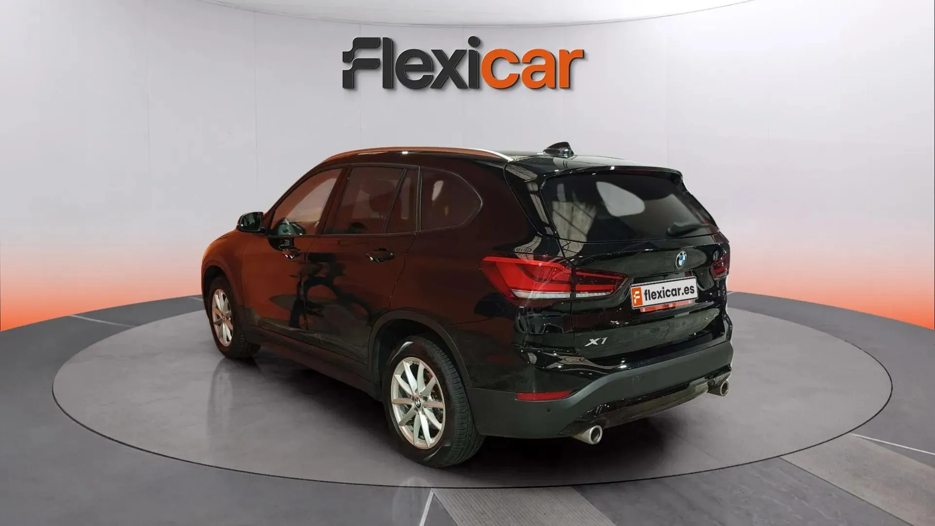 BMW X1 xDrive18dA - foto 5