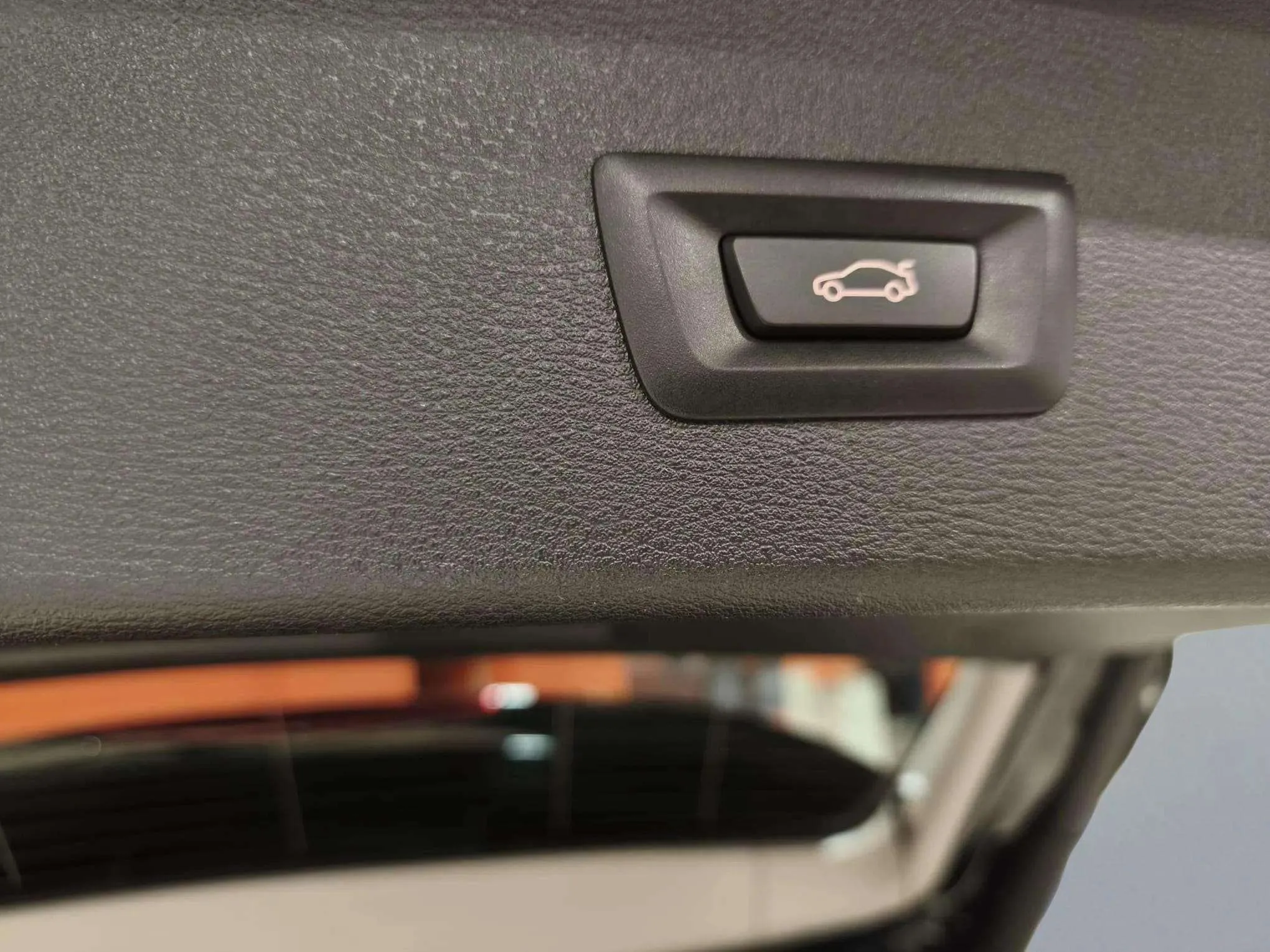 BMW X1 xDrive18dA - foto 21