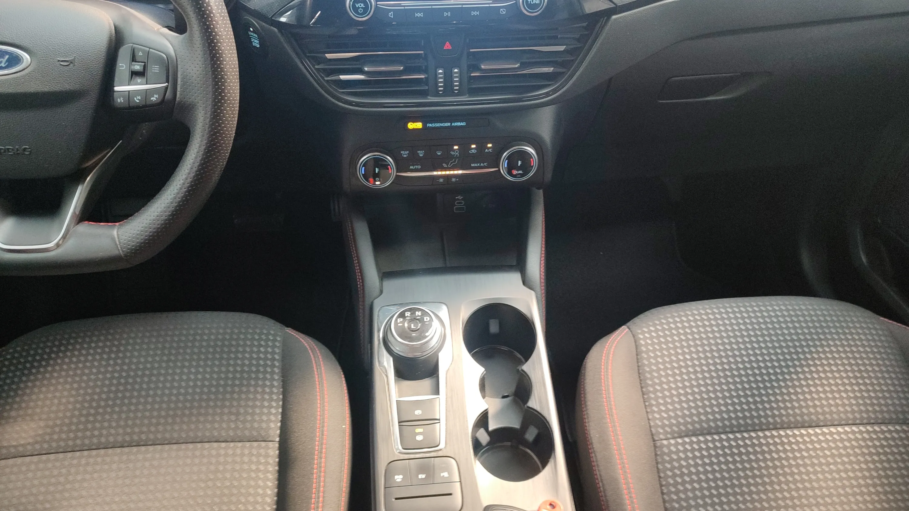 Ford Kuga ST-Line 2.5 Duratec PHEV - foto 16