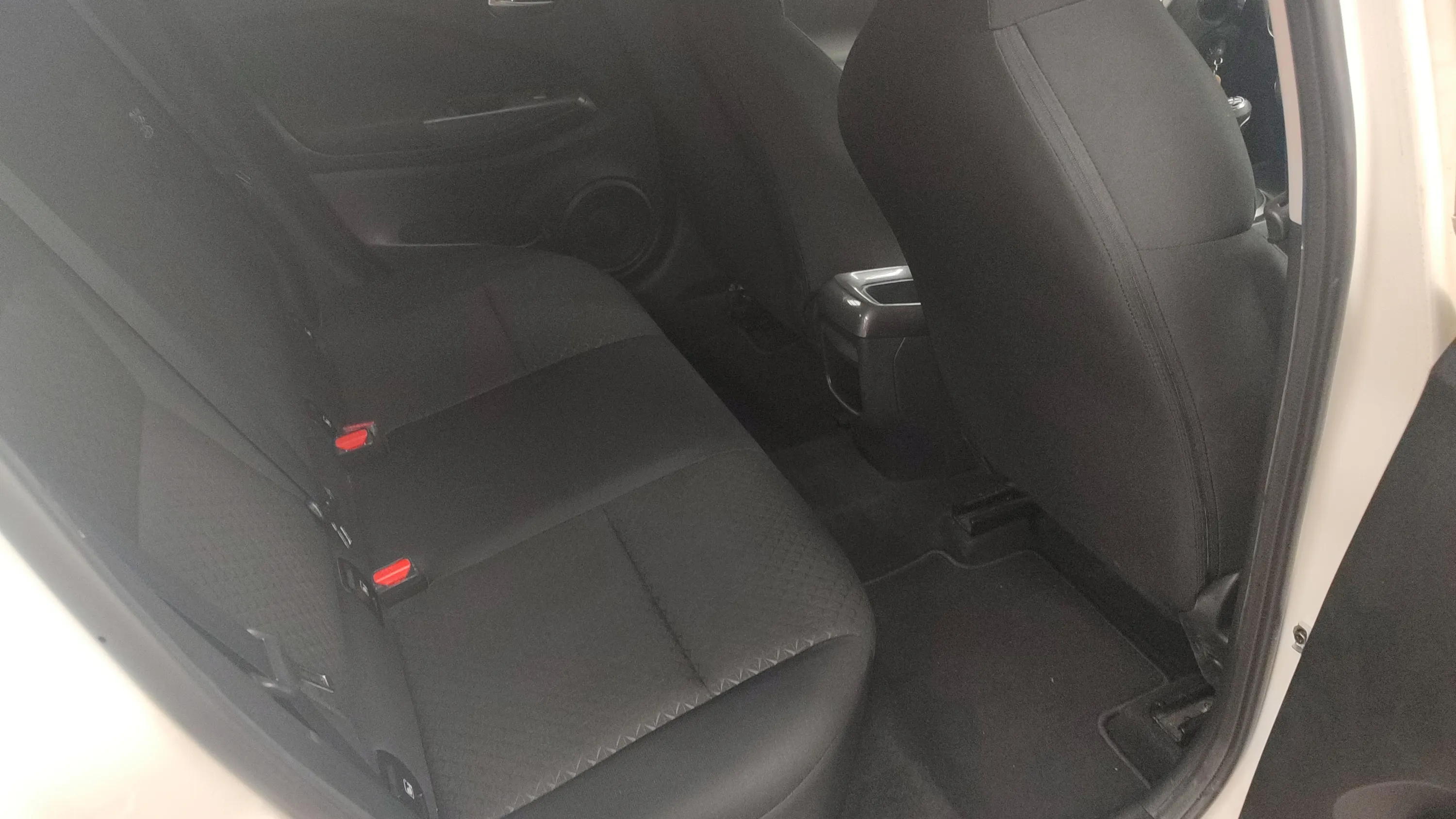 Nissan Juke DIG-T 6M/T Acenta - foto 18