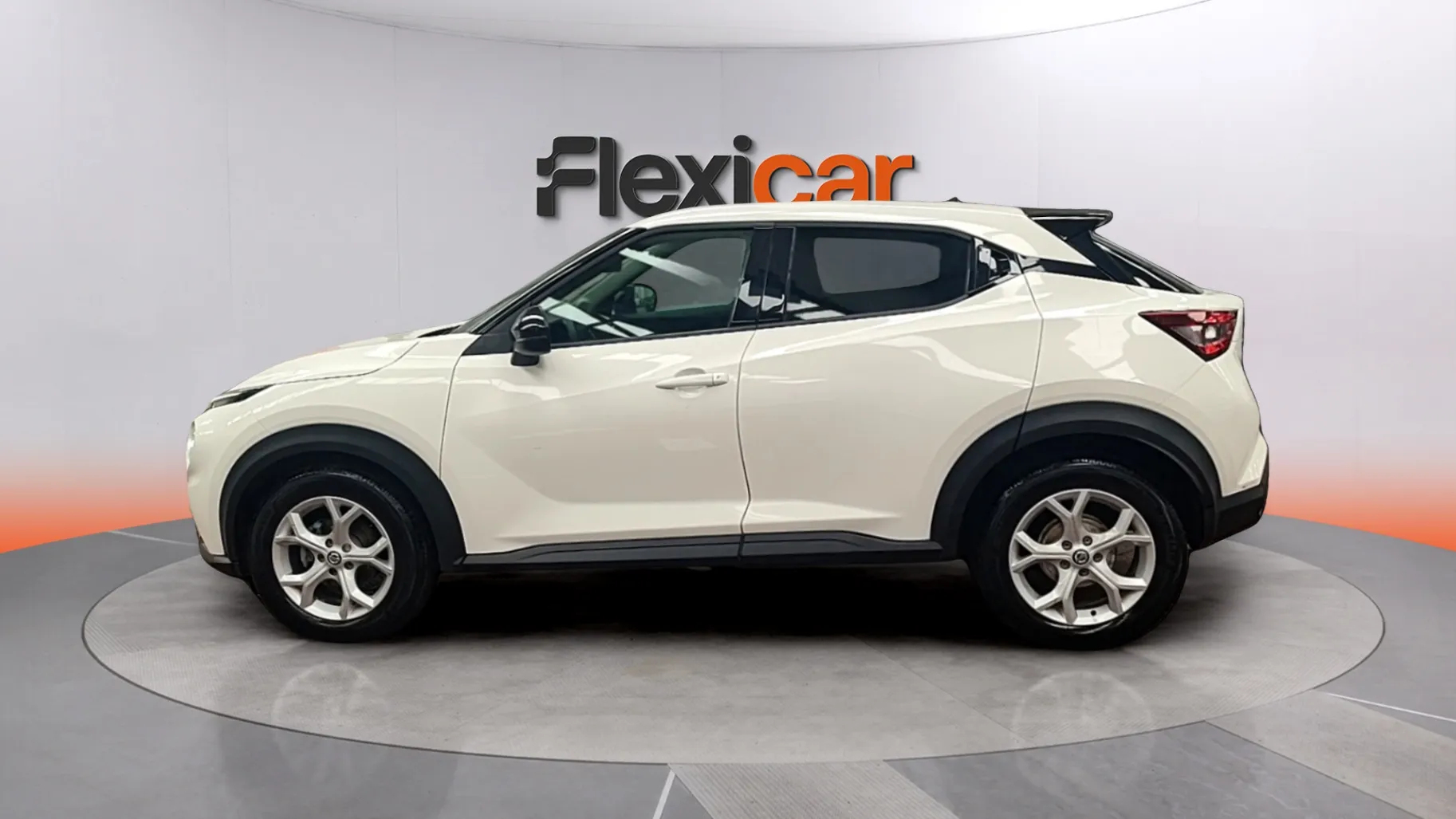 Nissan Juke DIG-T 6M/T Acenta - foto 4