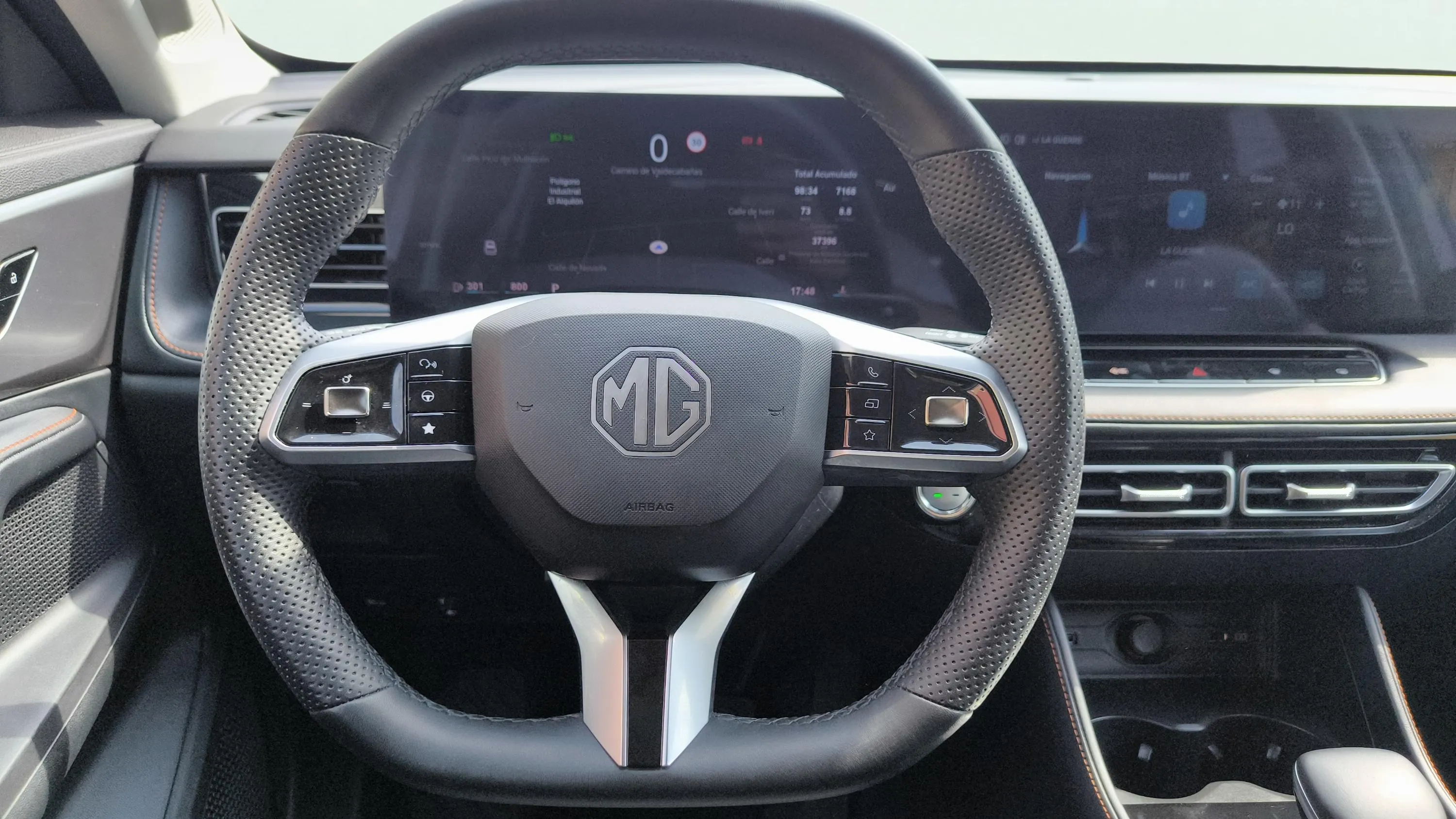 MG HS 1.5T Luxury DCT - foto 8