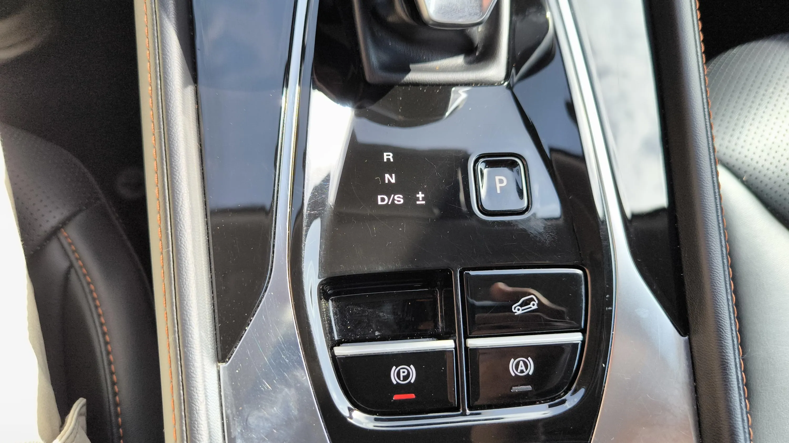 MG HS 1.5T Luxury DCT - foto 48