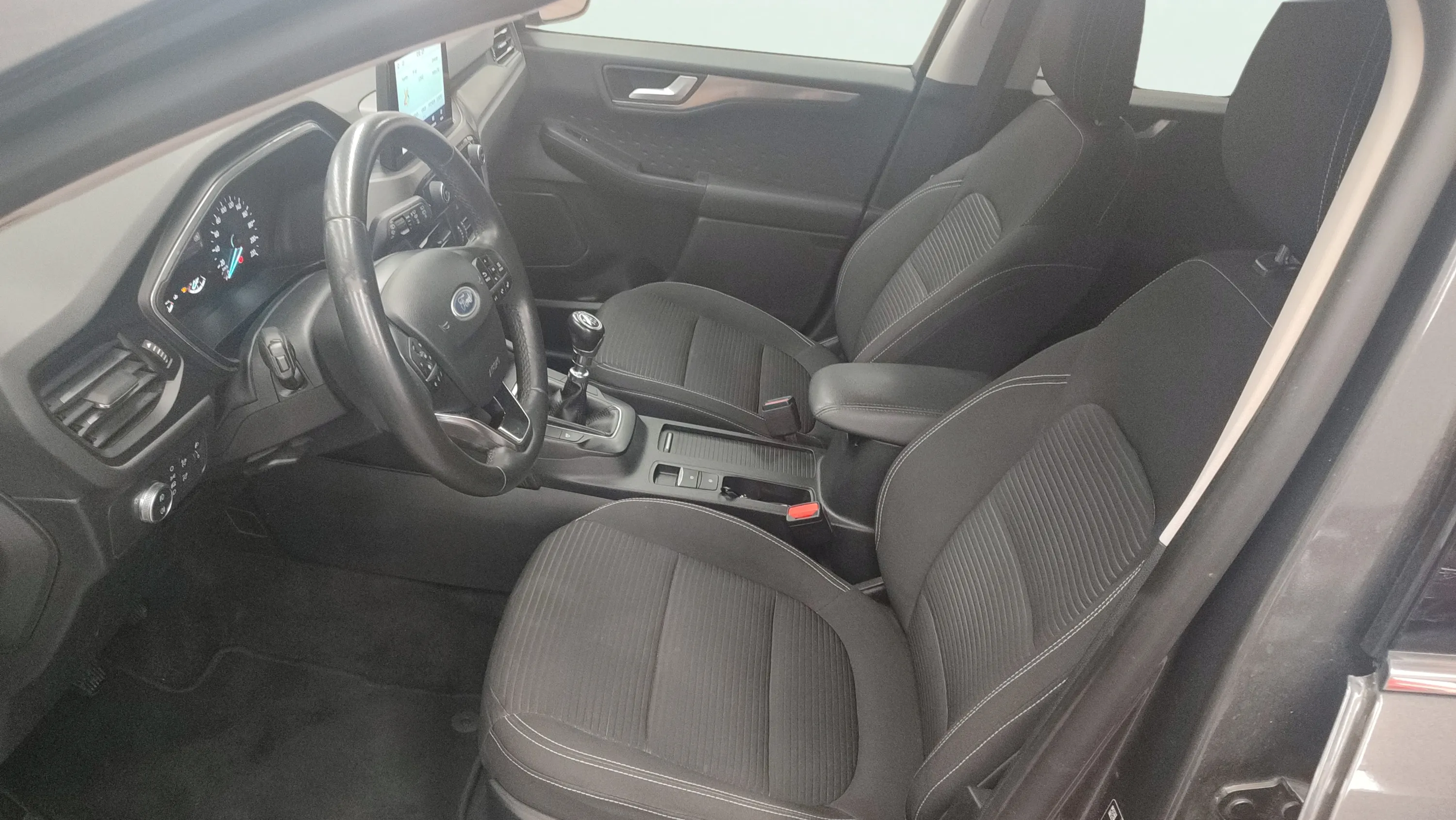Ford Kuga Titanium 1.5 EcoBlue - foto 19