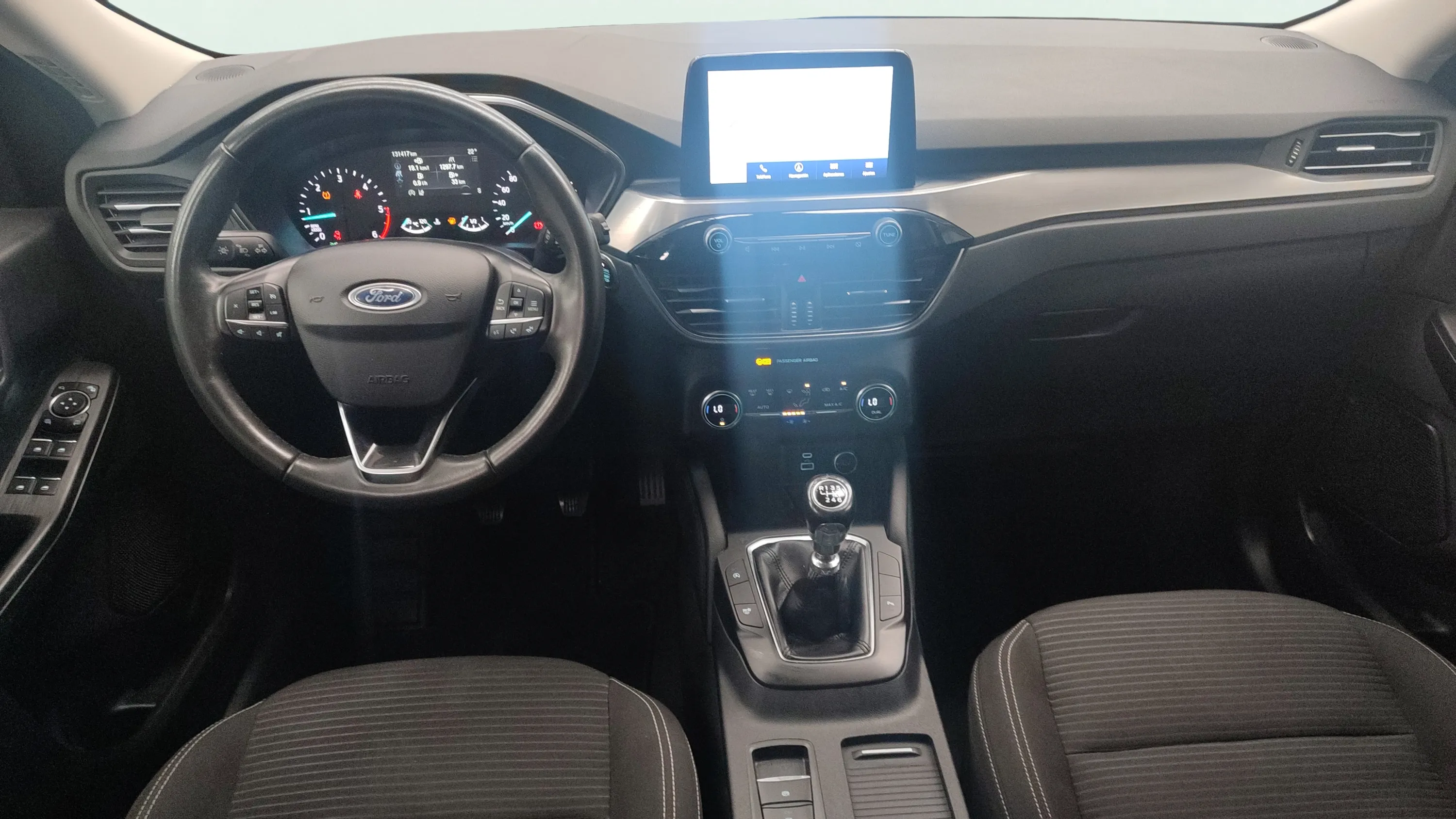 Ford Kuga Titanium 1.5 EcoBlue - foto 9