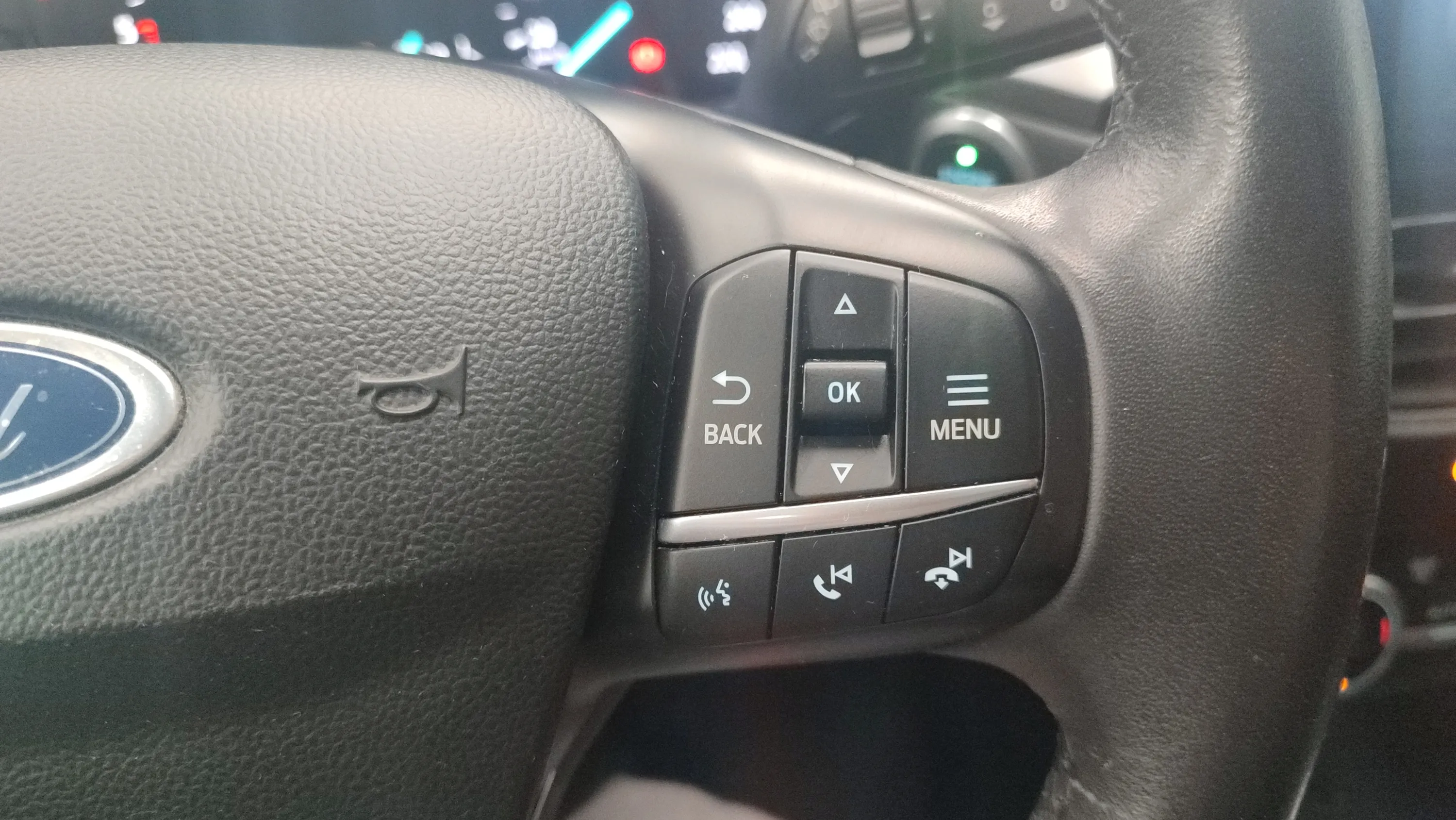 Ford Kuga Titanium 1.5 EcoBlue - foto 14