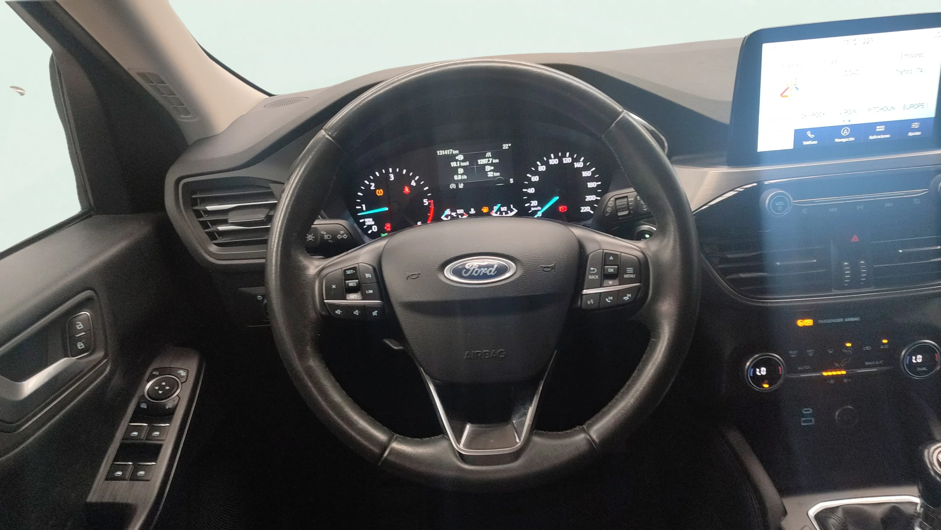 Ford Kuga Titanium 1.5 EcoBlue - foto 10