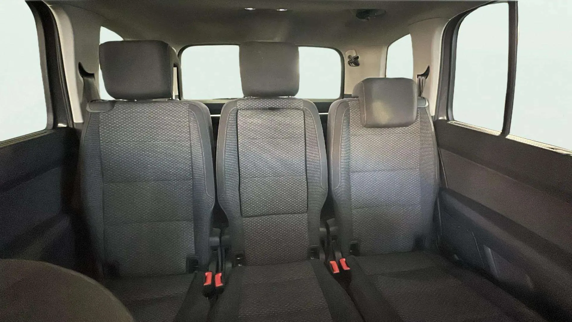 Volkswagen Touran "más" 2.0 TDI DSG - foto 23