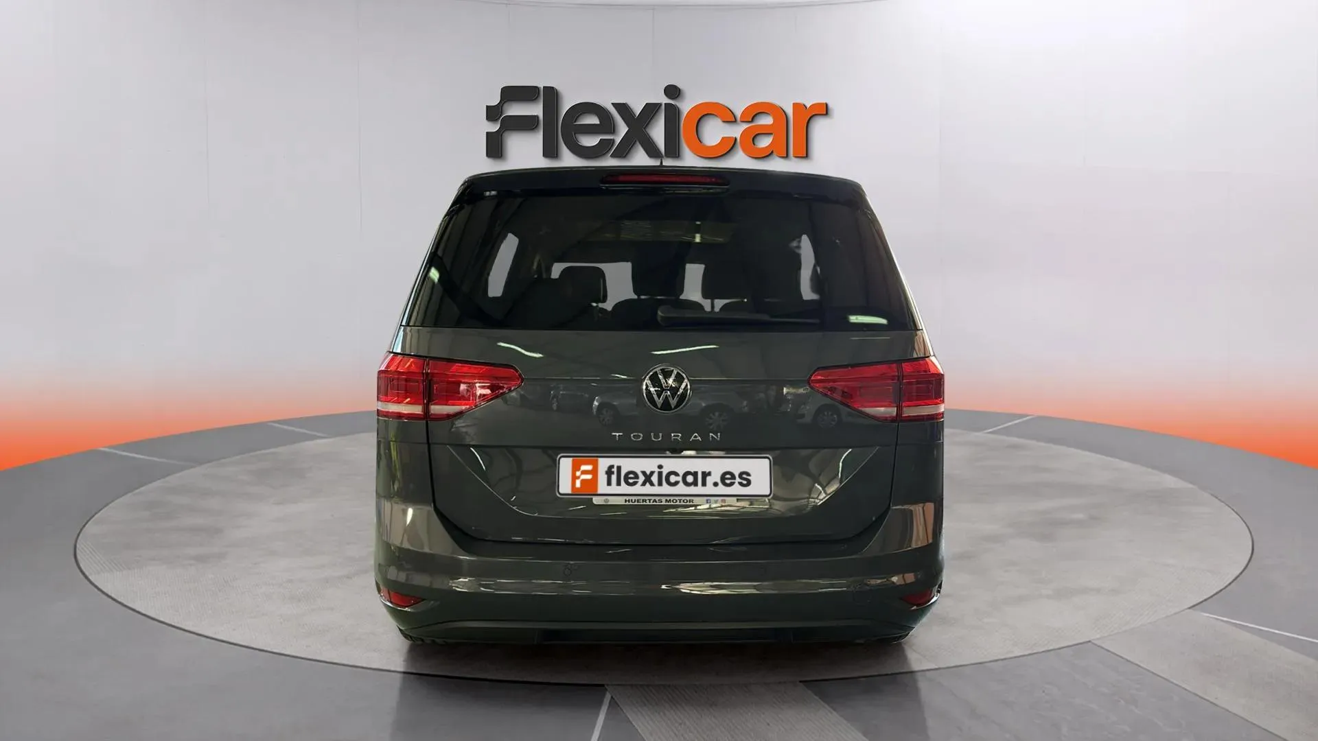 Volkswagen Touran "más" 2.0 TDI DSG - foto 6