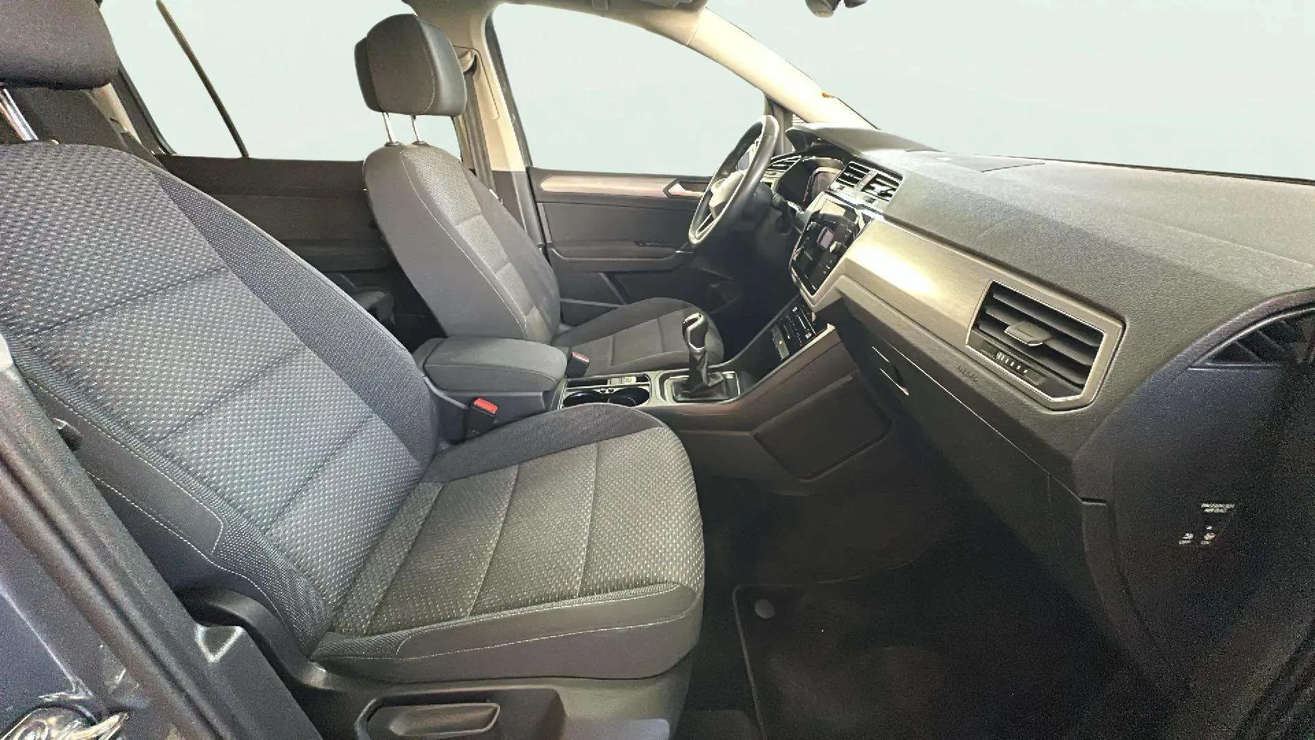Volkswagen Touran "más" 2.0 TDI DSG - foto 21