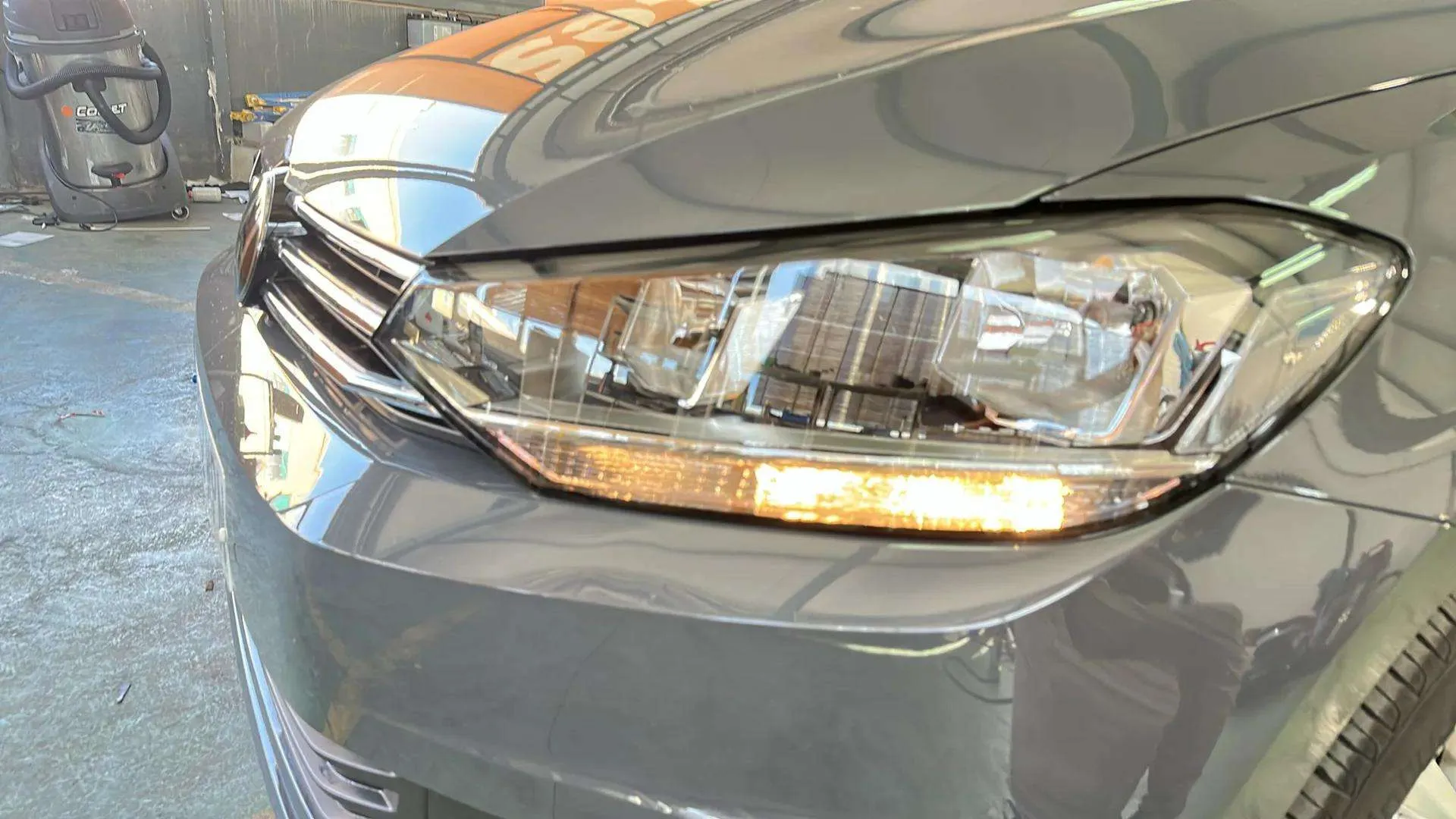 Volkswagen Touran "más" 2.0 TDI DSG - foto 27