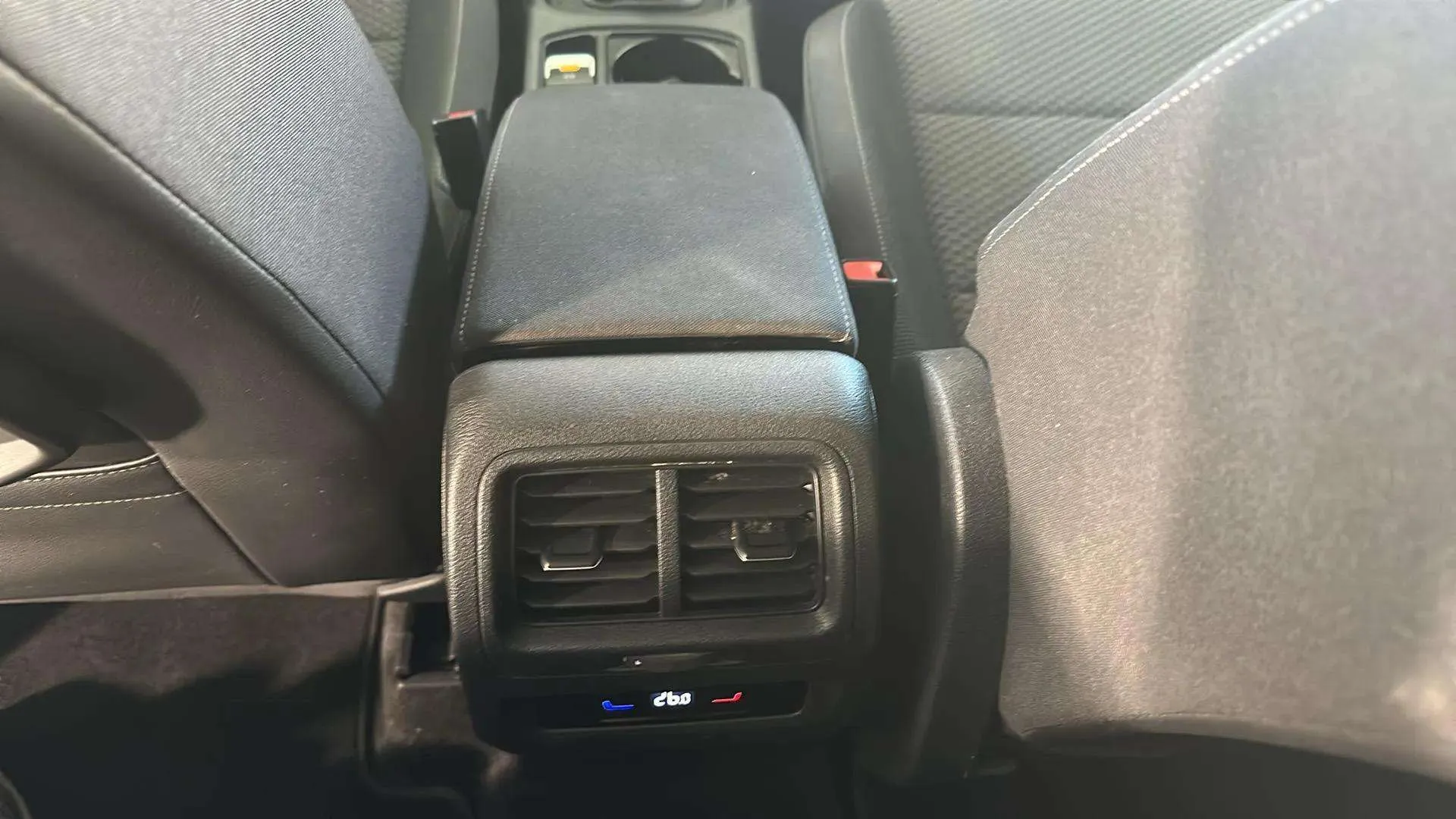 Volkswagen Touran "más" 2.0 TDI DSG - foto 16
