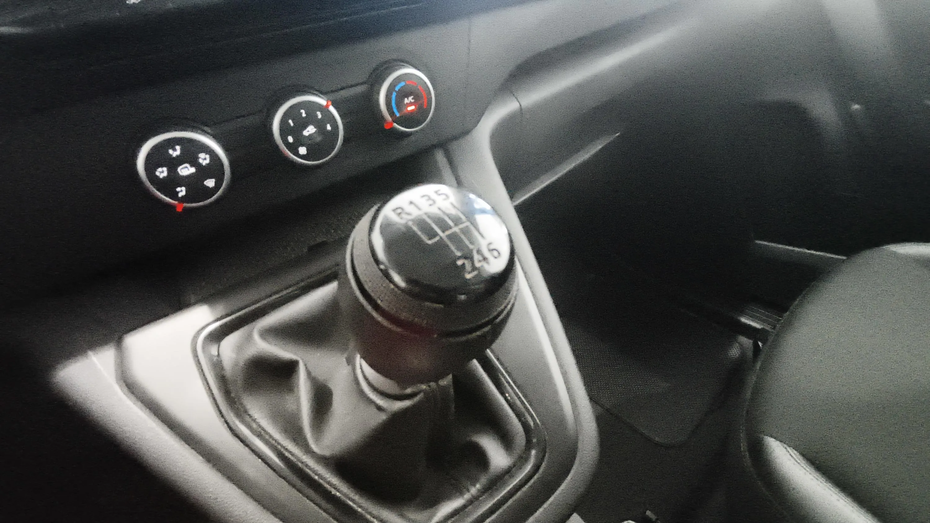 Renault Kangoo L1 1.5 Blue dCi - foto 18