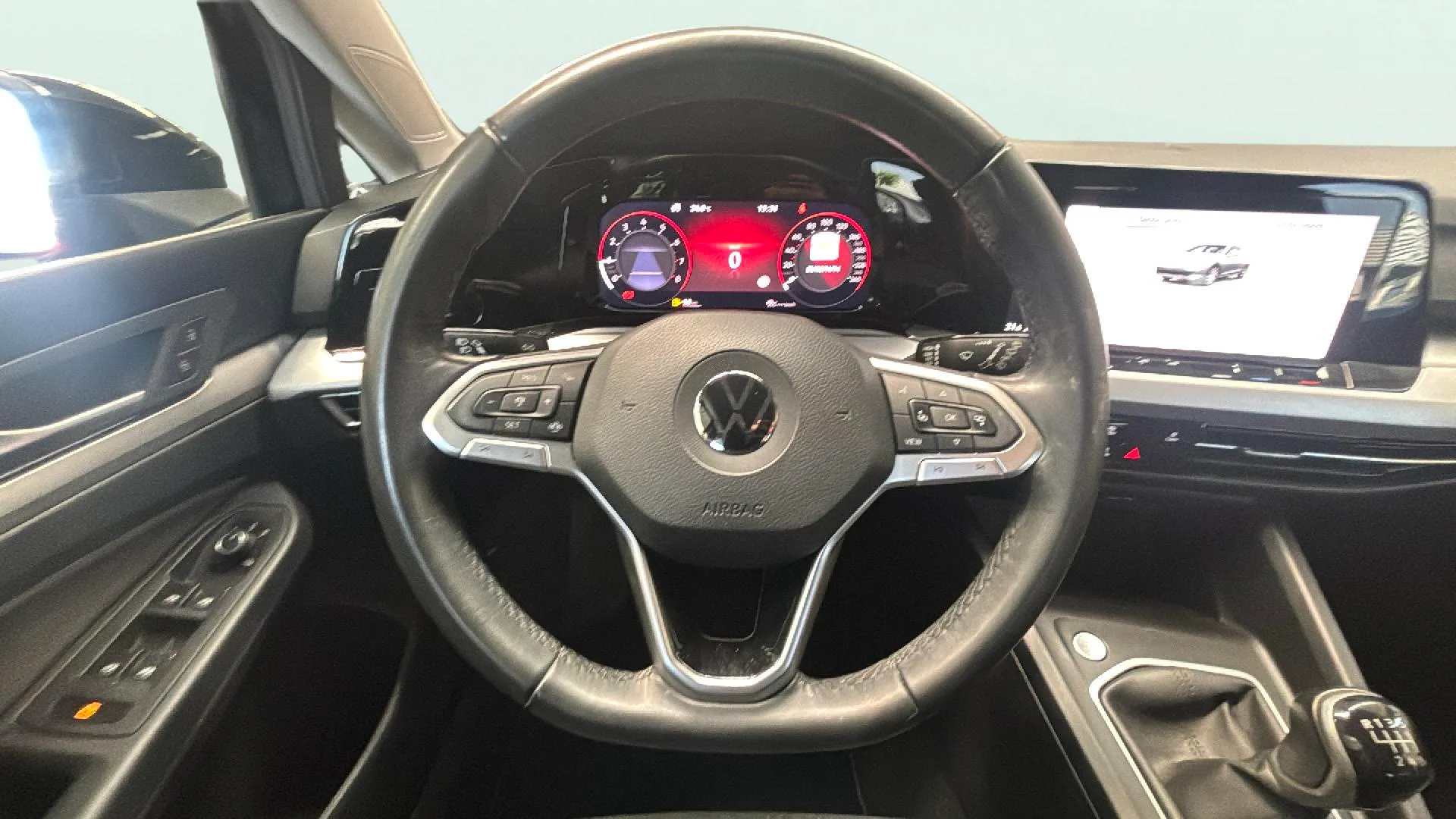 Volkswagen Golf Life 1.0 TSI Variant - foto 12