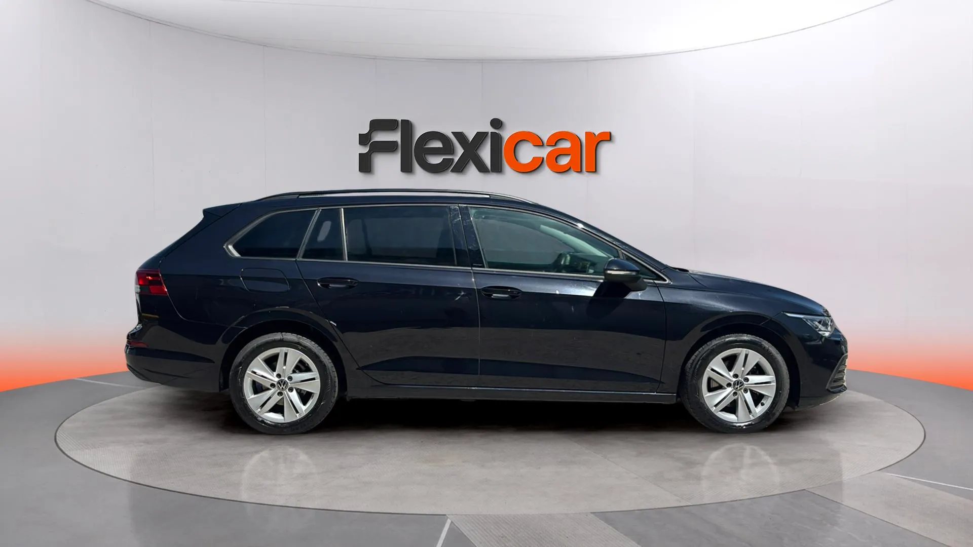 Volkswagen Golf Life 1.0 TSI Variant - foto 8