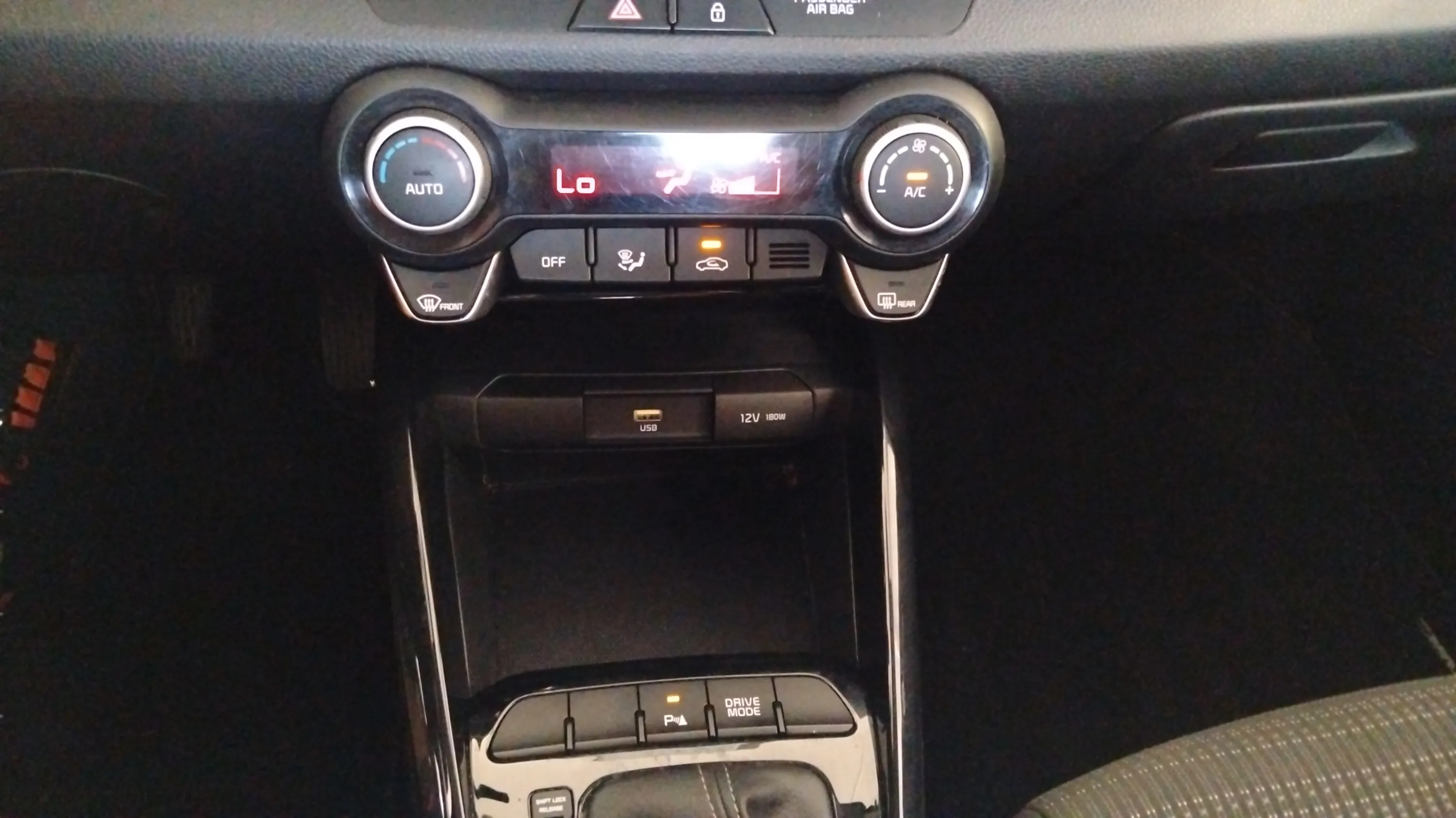 Kia Stonic 1.0 T-GDi MHEV Drive DCT - foto 19